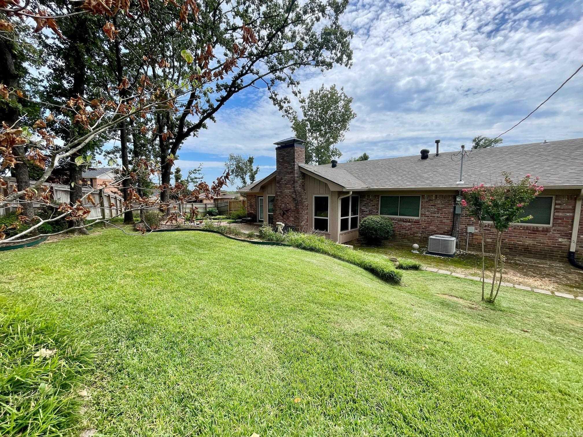 COLONY WEST - Residential