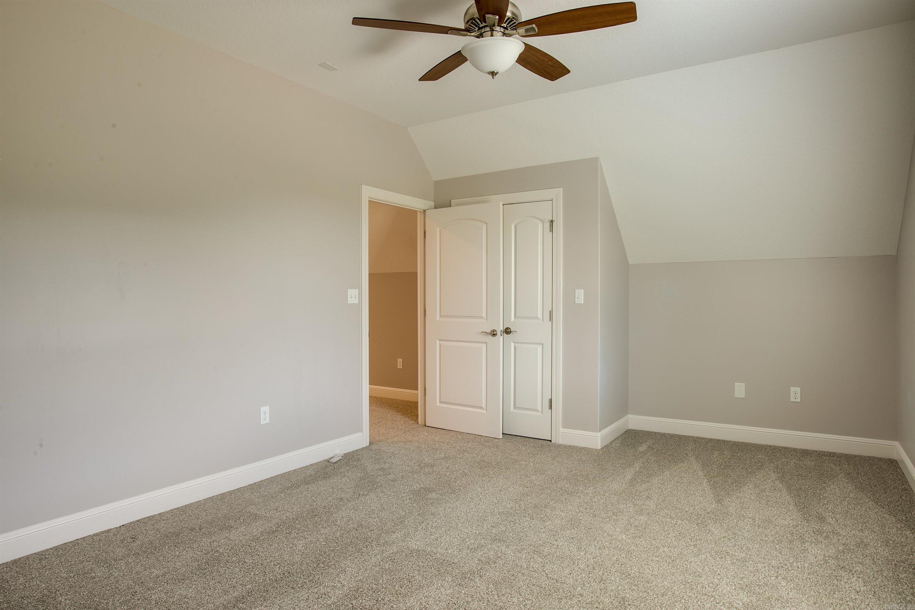 TERRA HILLS - Residential