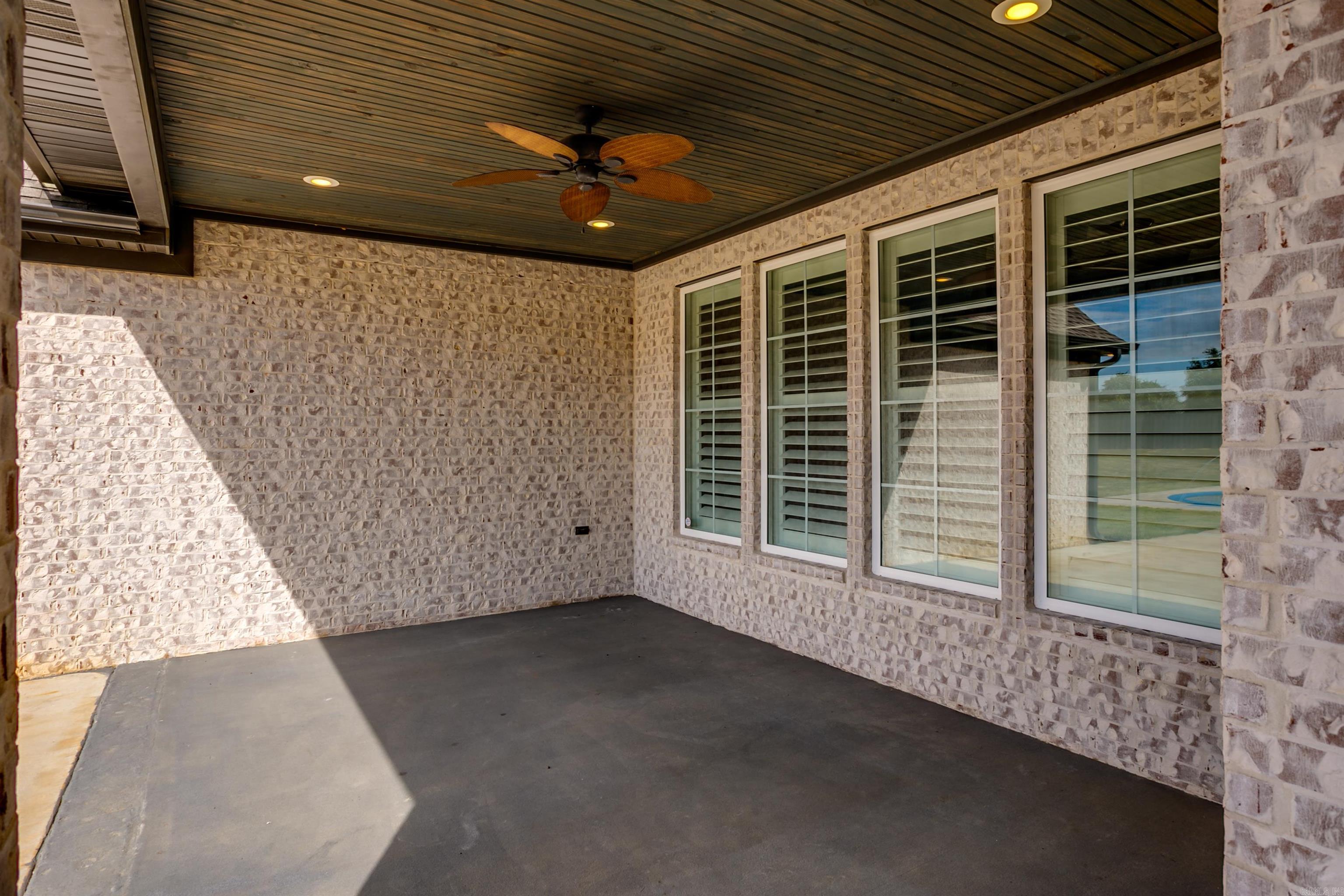 TERRA HILLS - Residential