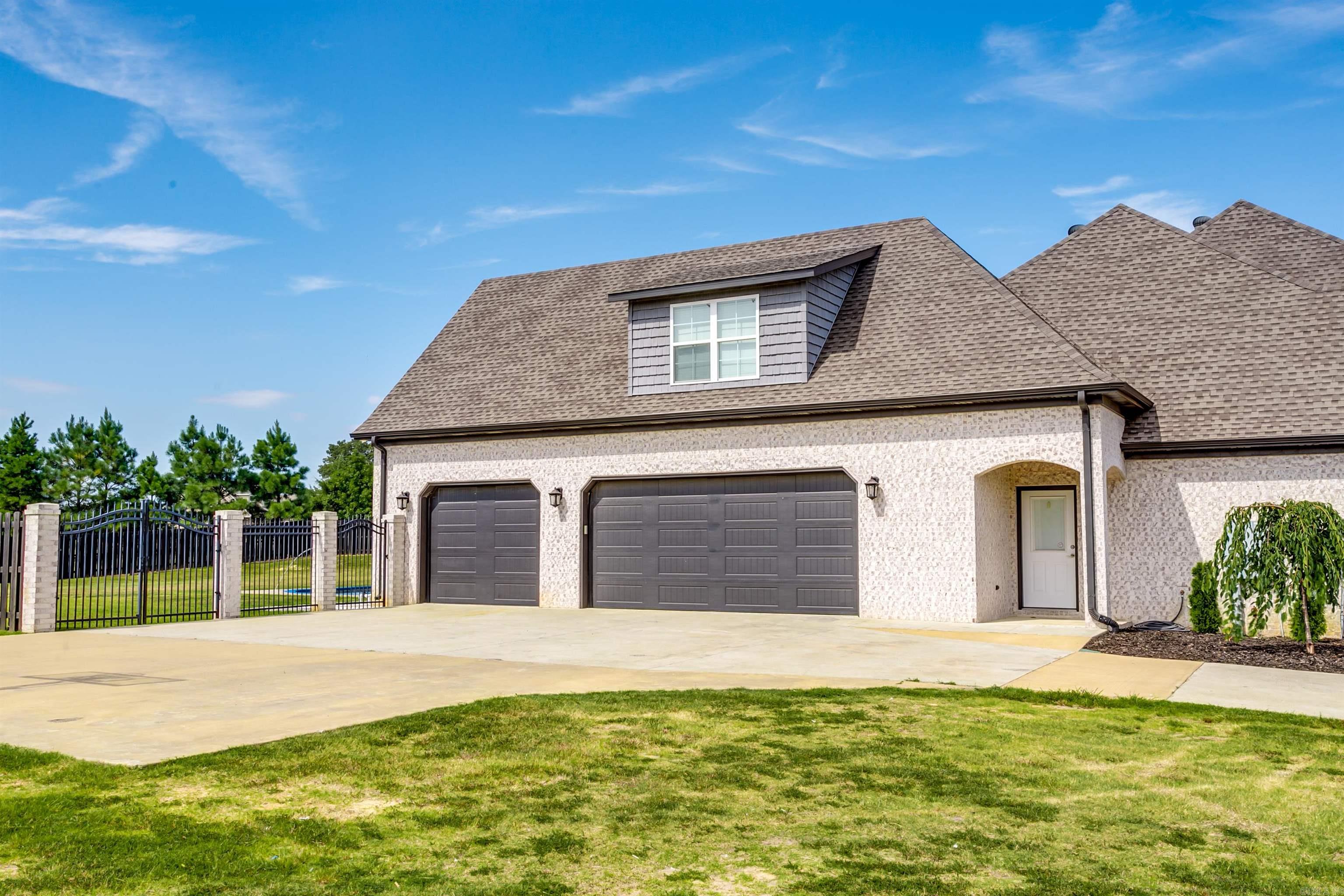 TERRA HILLS - Residential