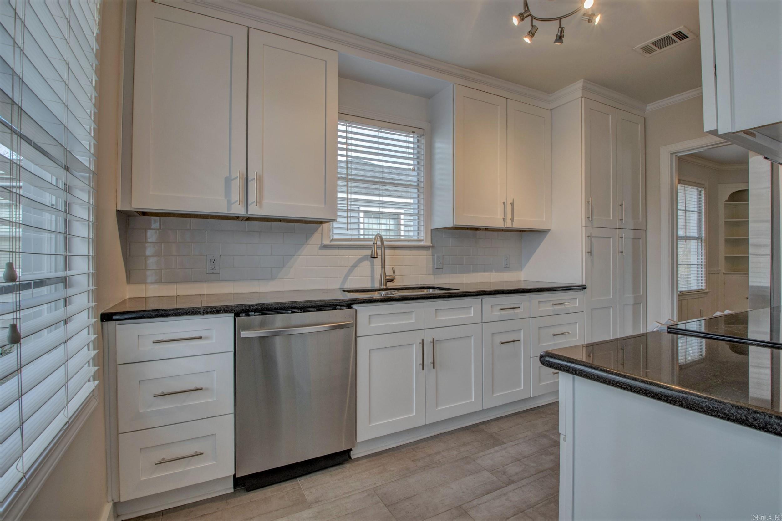 Altheimer - Residential Lease