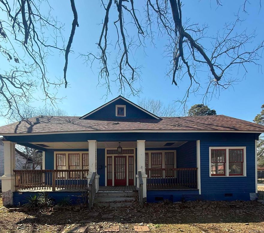 Short Sale Opportunity! Historic home with timeless character and strong potential. Property is being sold as-is and is subject to lienholder approval. Ideal for investors or buyers looking to restore and build equity. Don’t miss this chance to bring new life to a classic property. Agents please see confidential remarks.