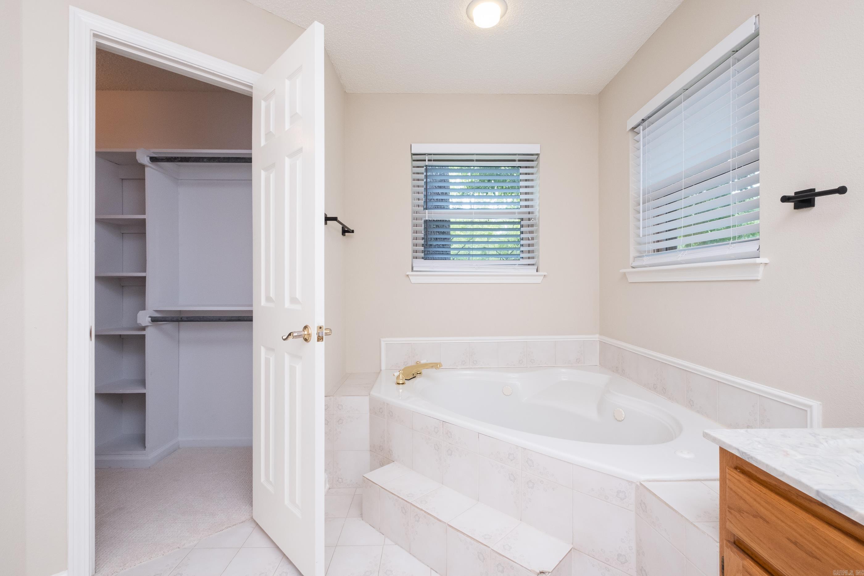 WOODCREEK ADDN - Residential