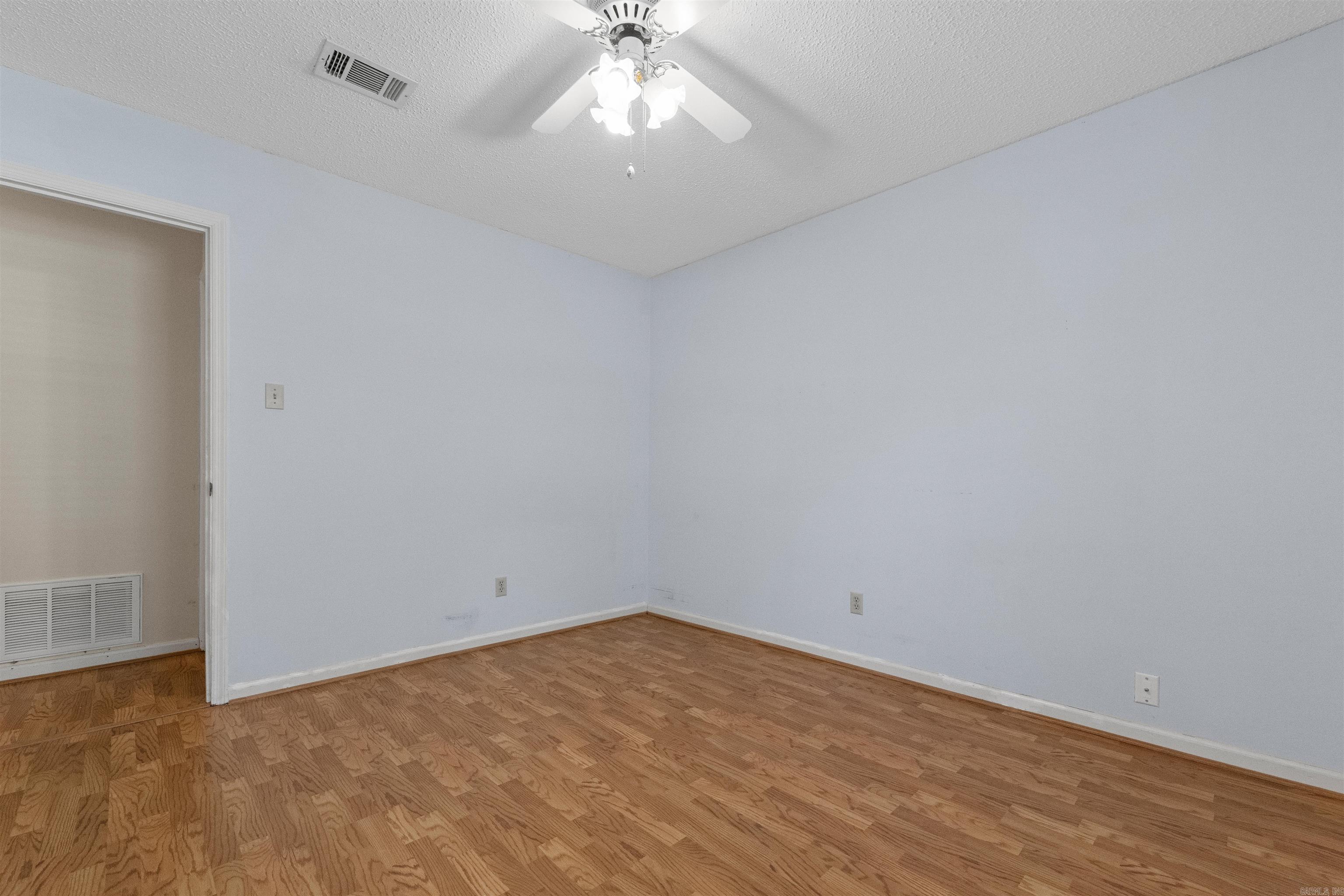 SHERWOOD ACRES - Residential