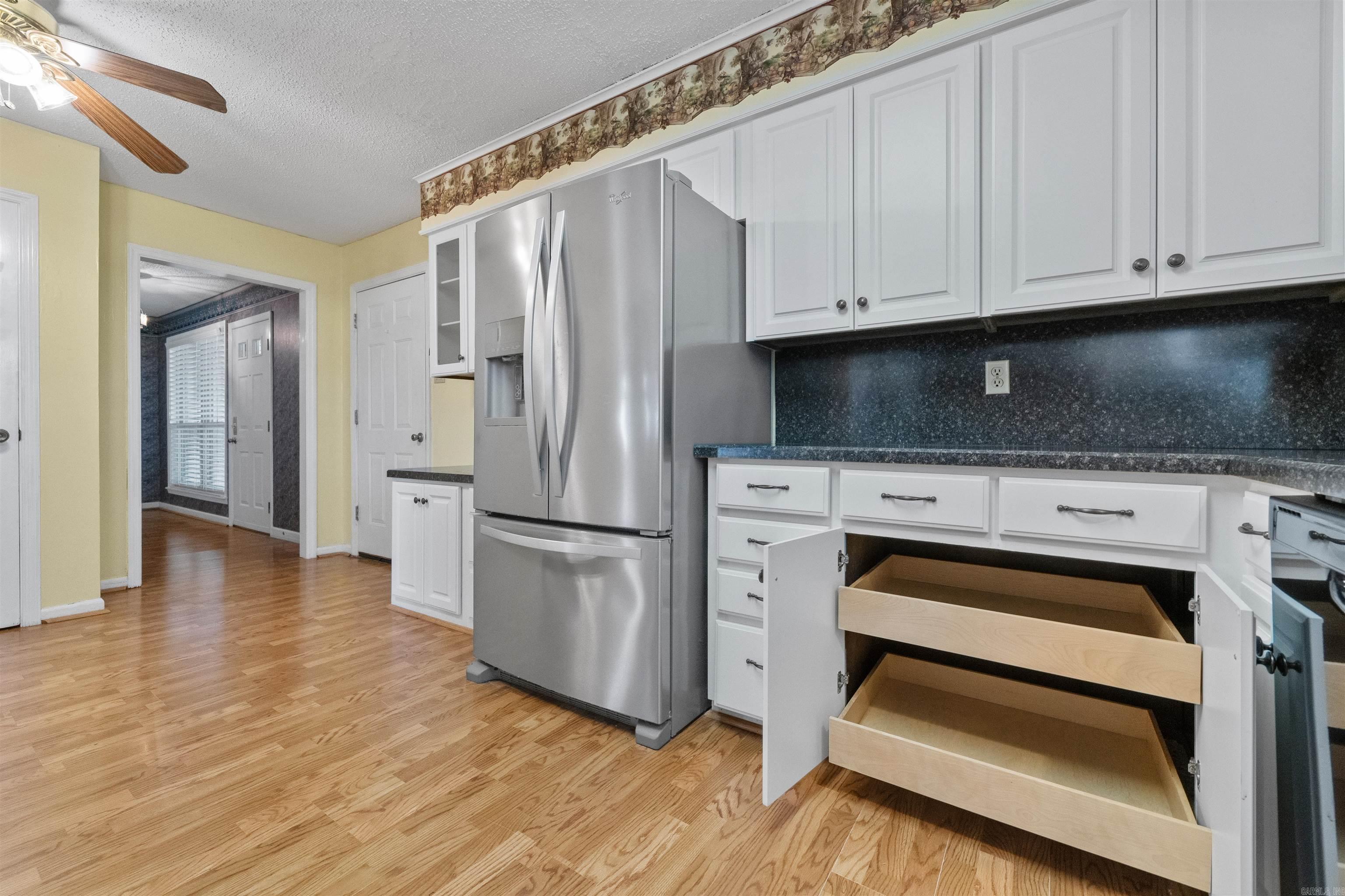 SHERWOOD ACRES - Residential