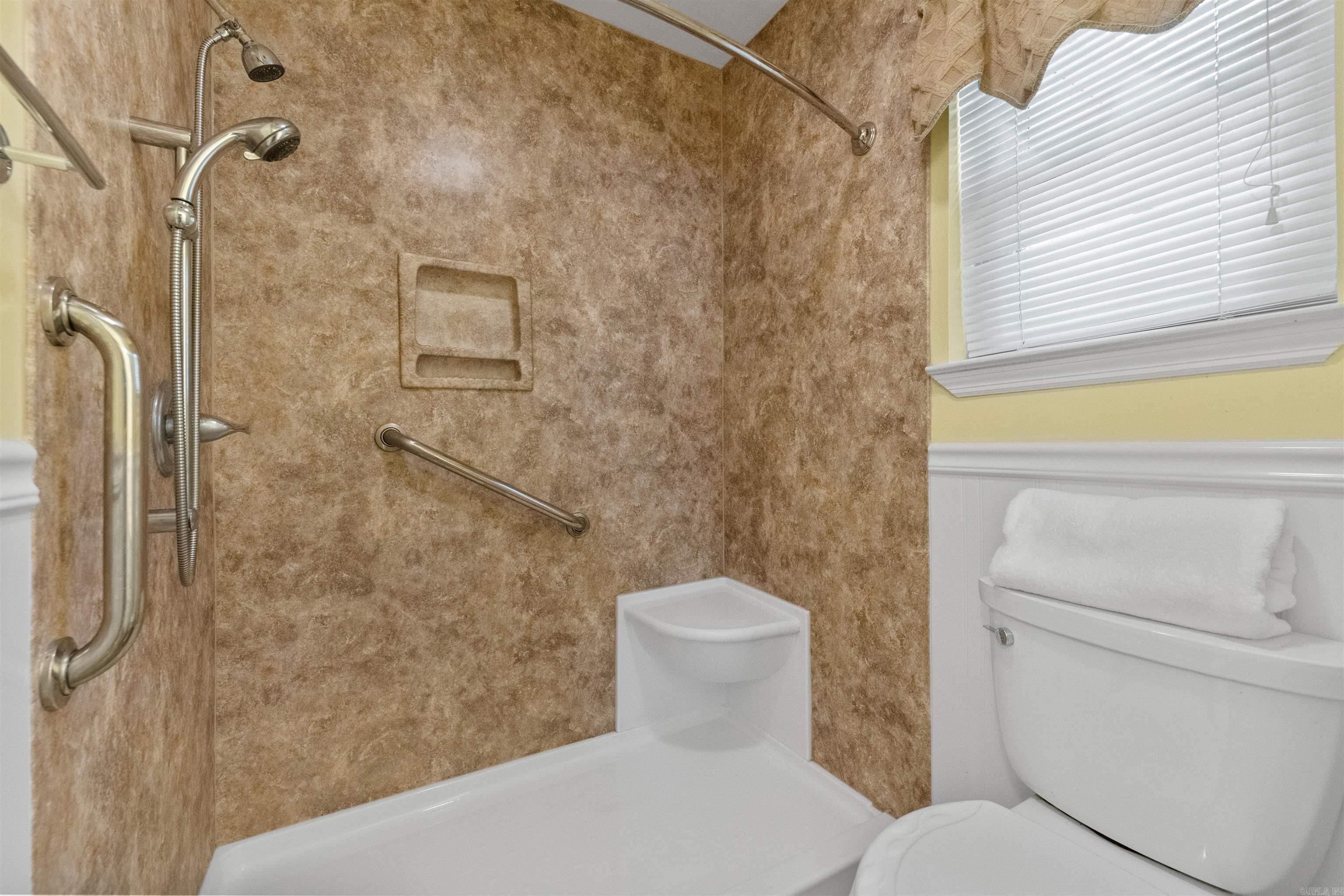 SHERWOOD ACRES - Residential