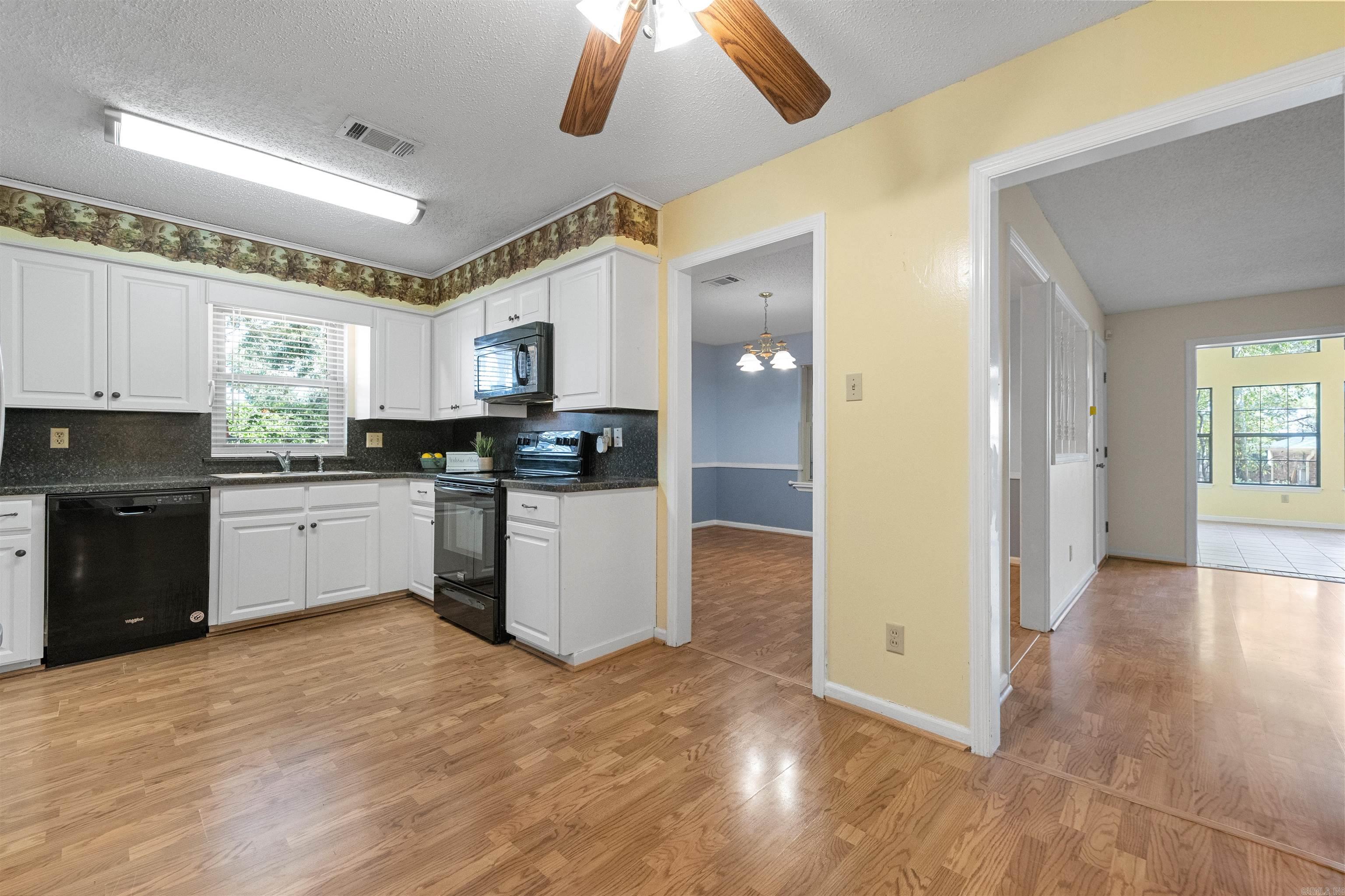 SHERWOOD ACRES - Residential