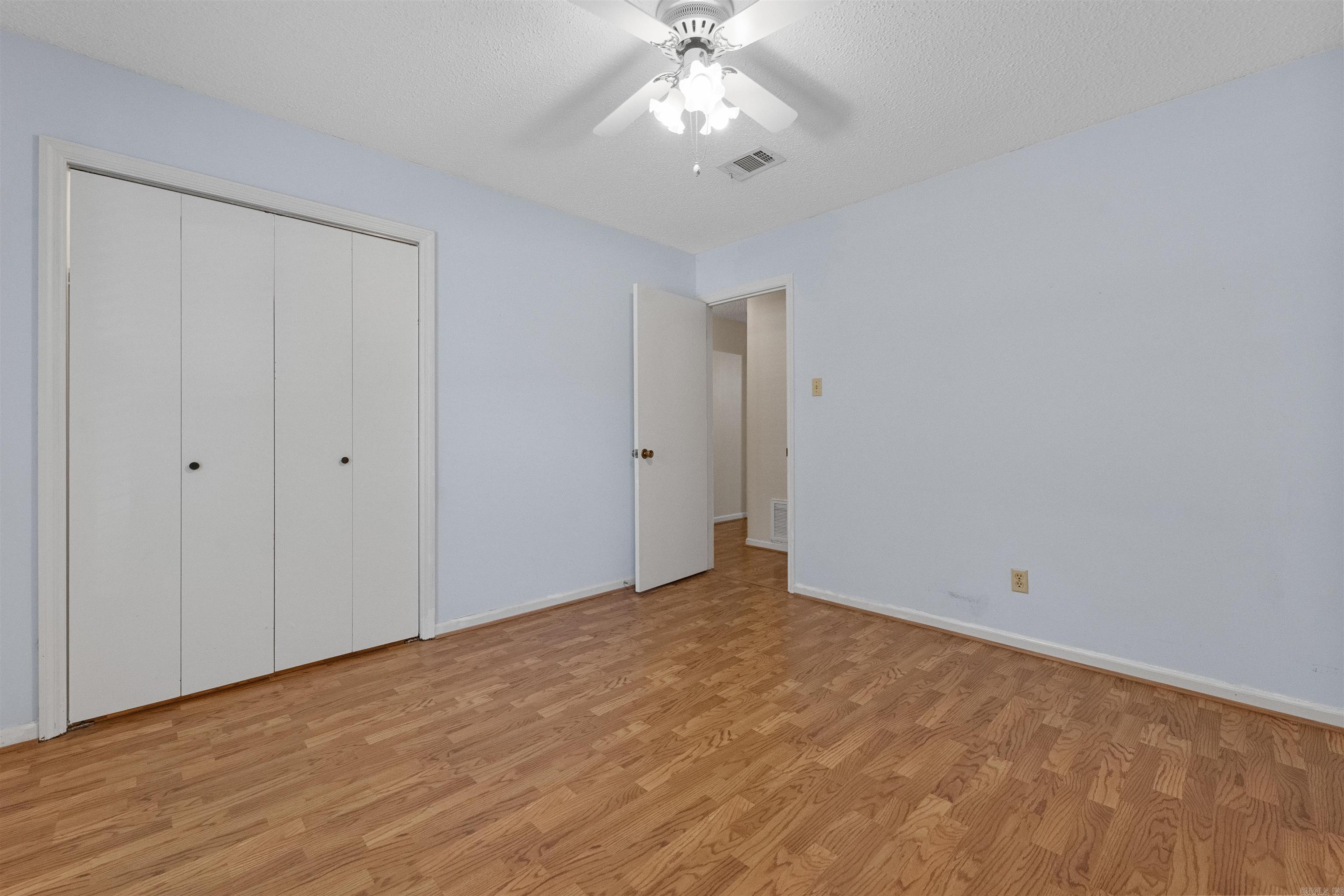 SHERWOOD ACRES - Residential