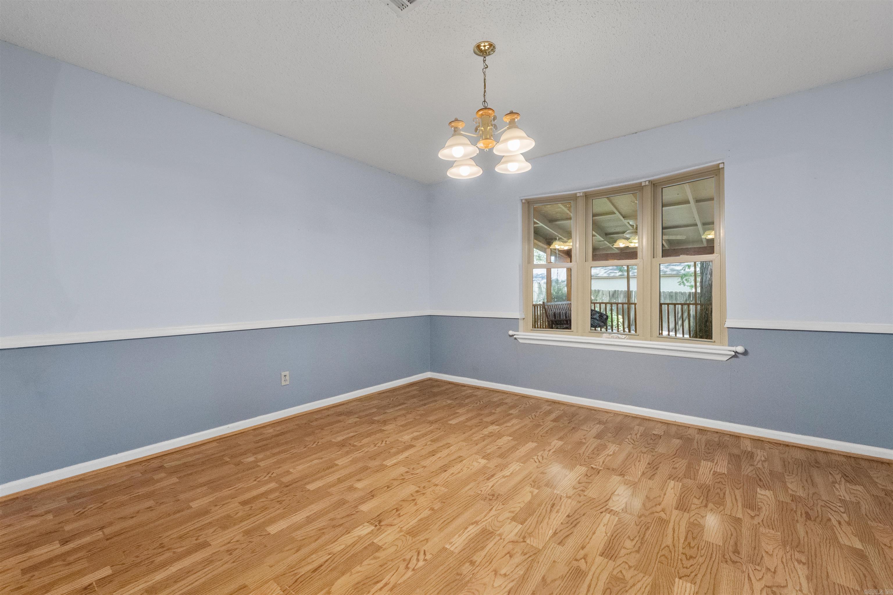 SHERWOOD ACRES - Residential