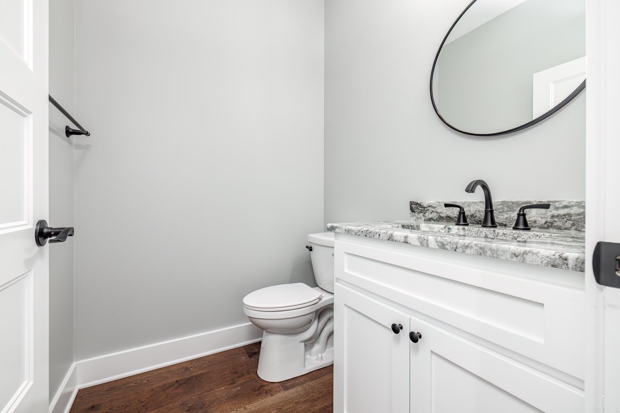 ALTA VISTA - Residential