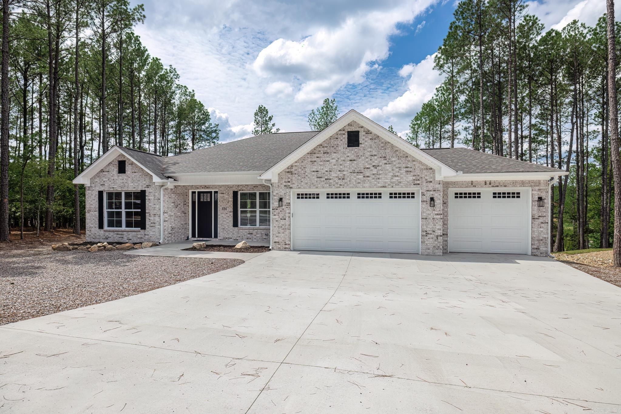 ALTA VISTA - Residential