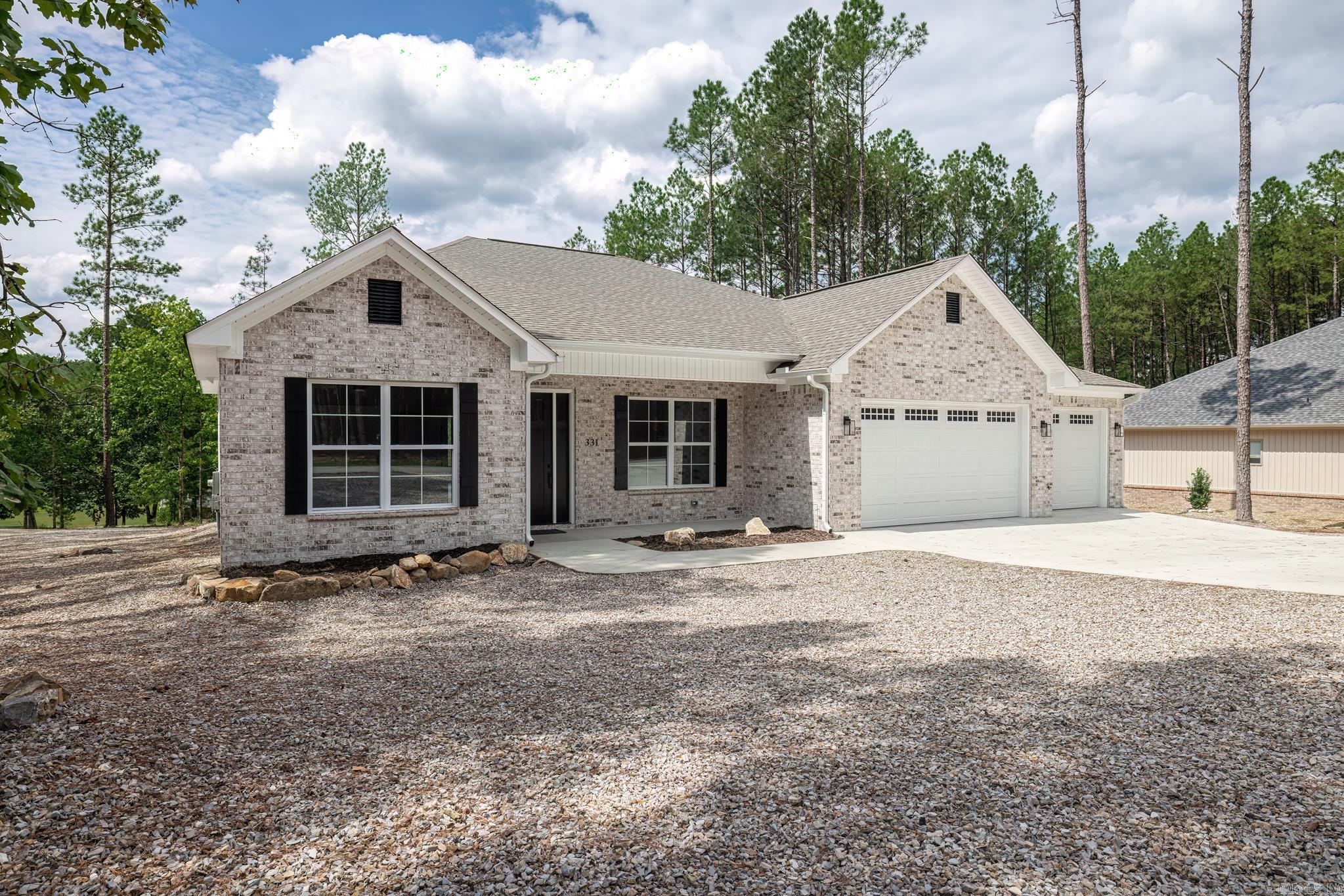 ALTA VISTA - Residential