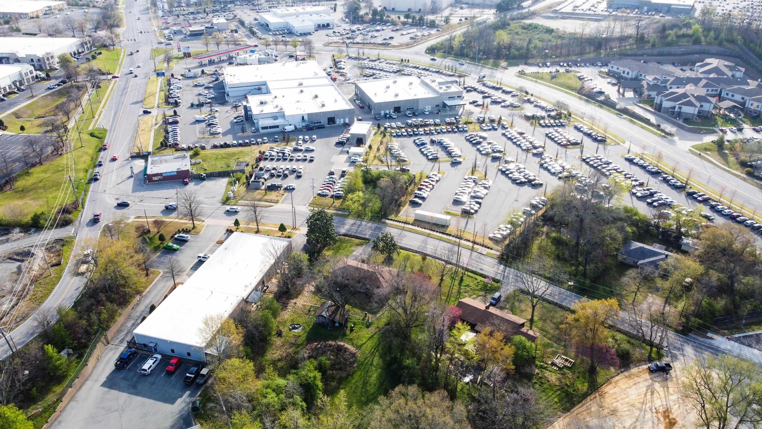 Lawson - Commercial Sale