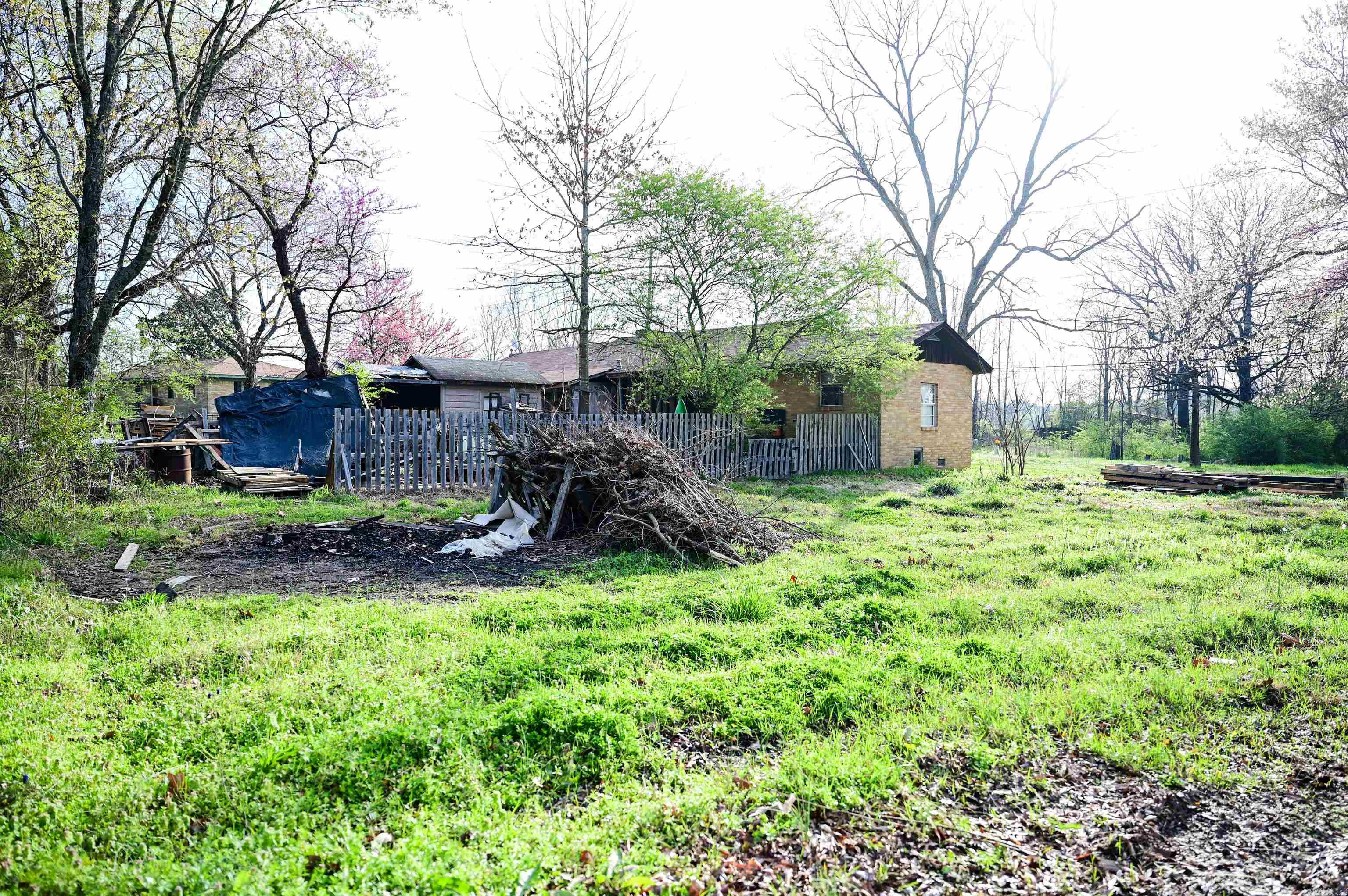 Lawson - Commercial Sale