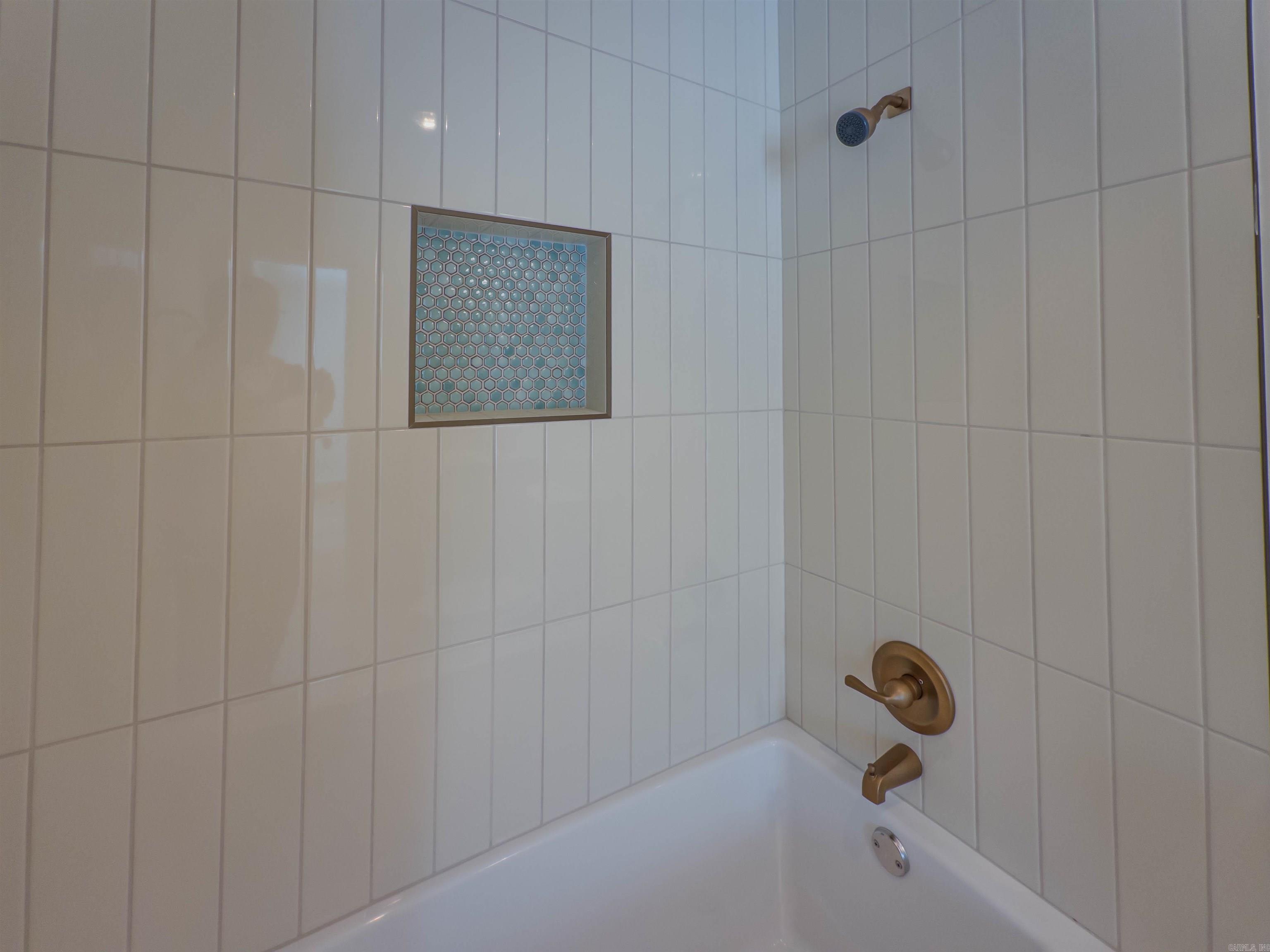 PARKWAY PLACE - Residential