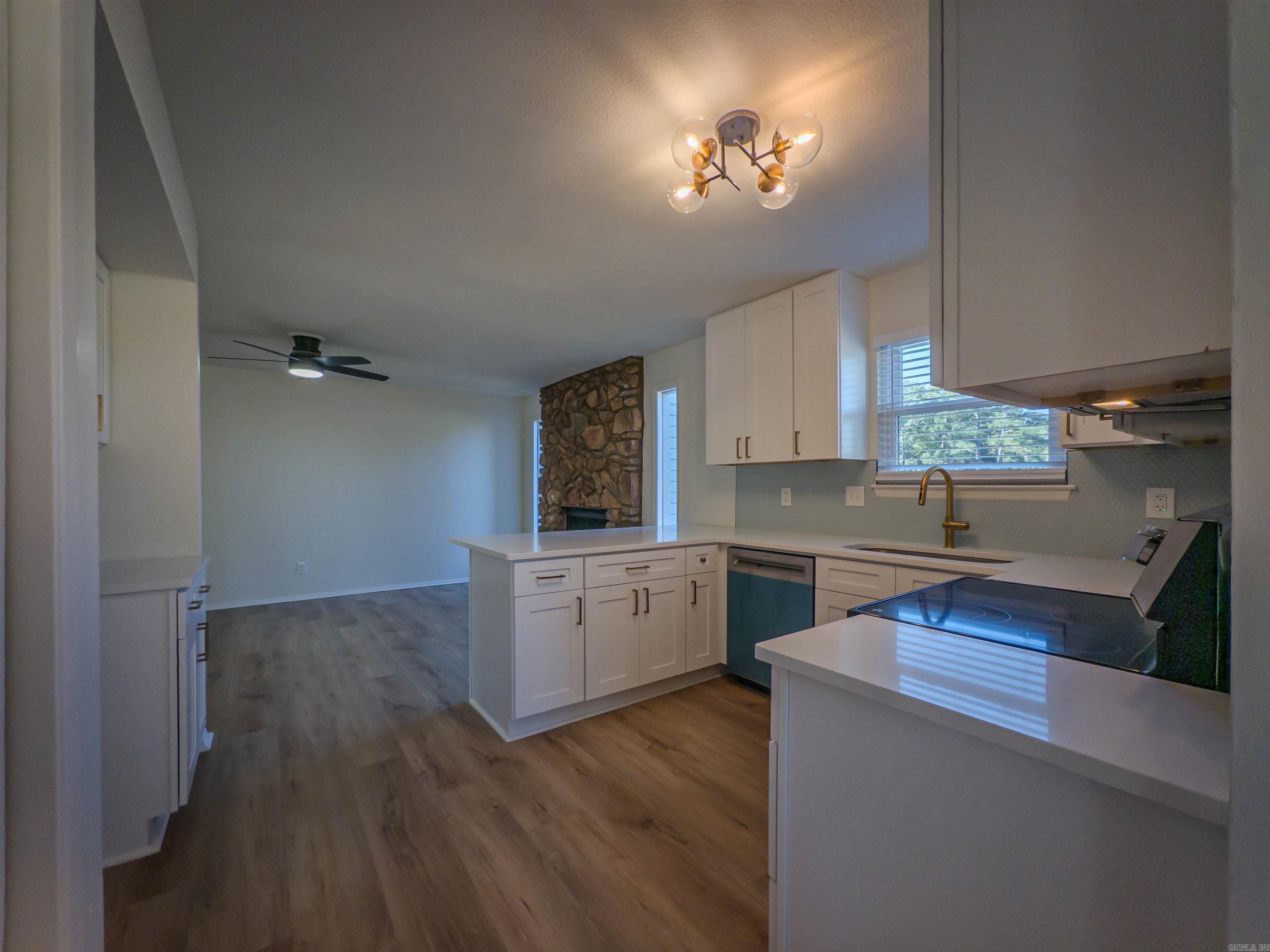 PARKWAY PLACE - Residential