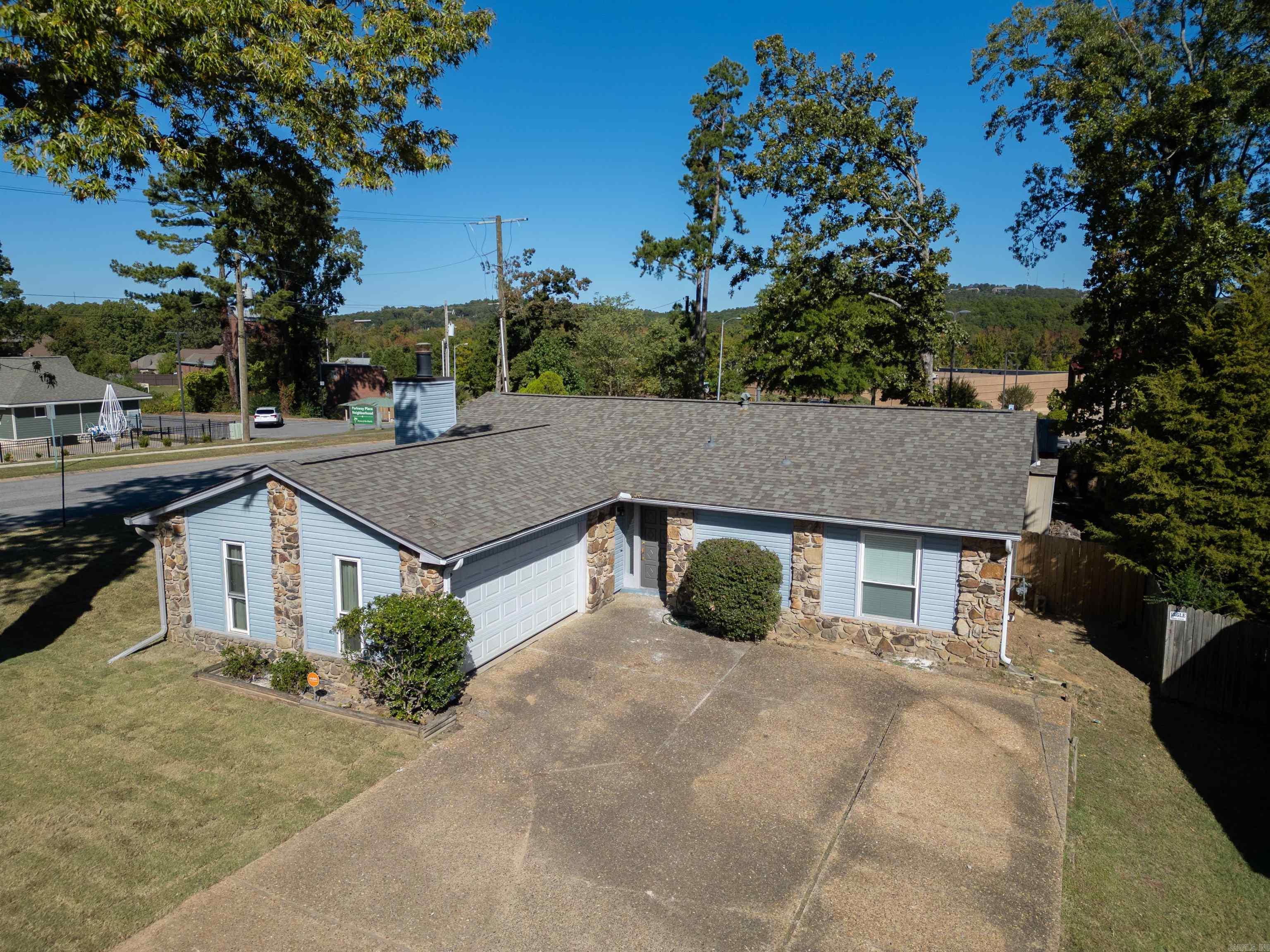 PARKWAY PLACE - Residential