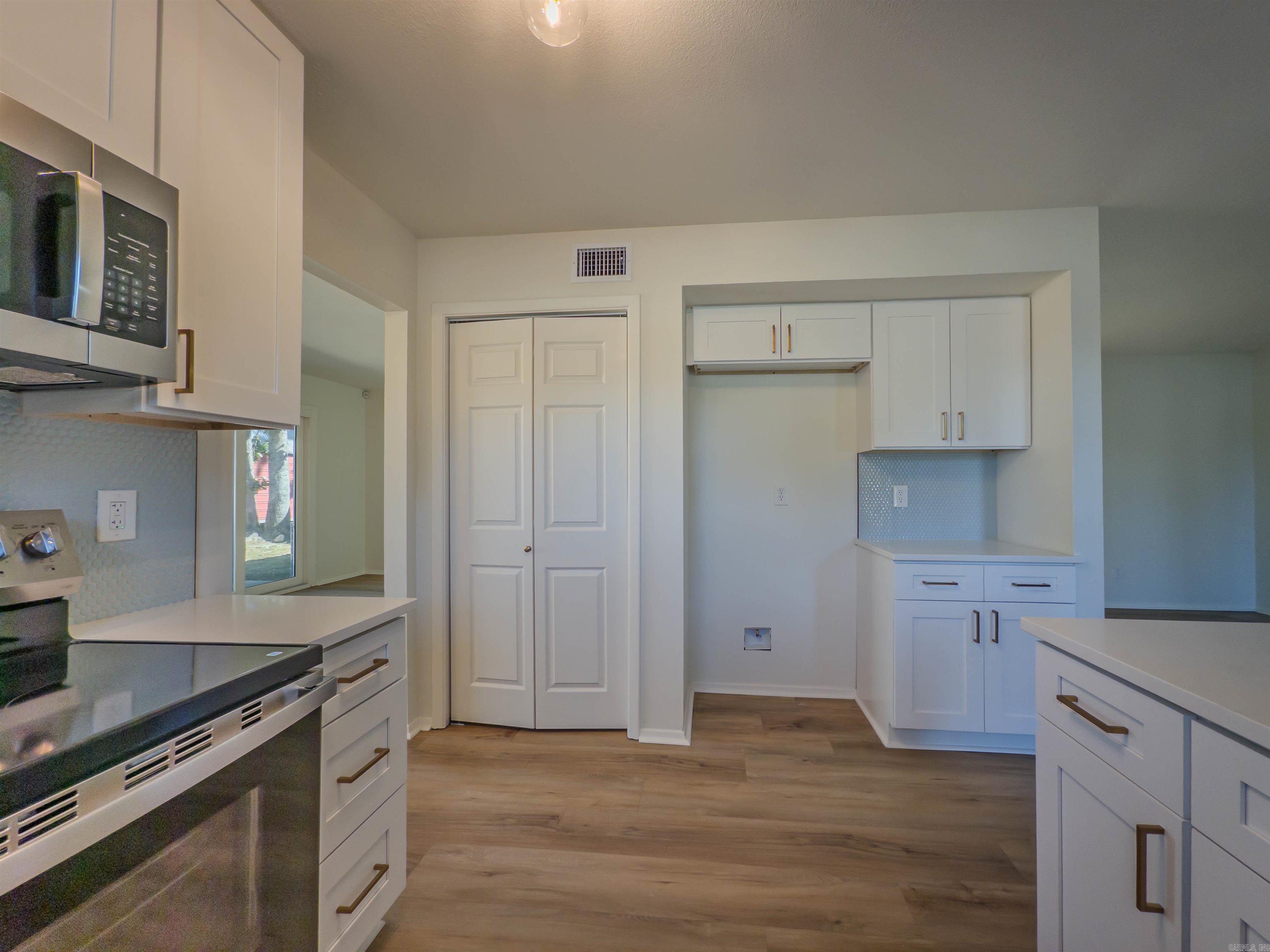 PARKWAY PLACE - Residential