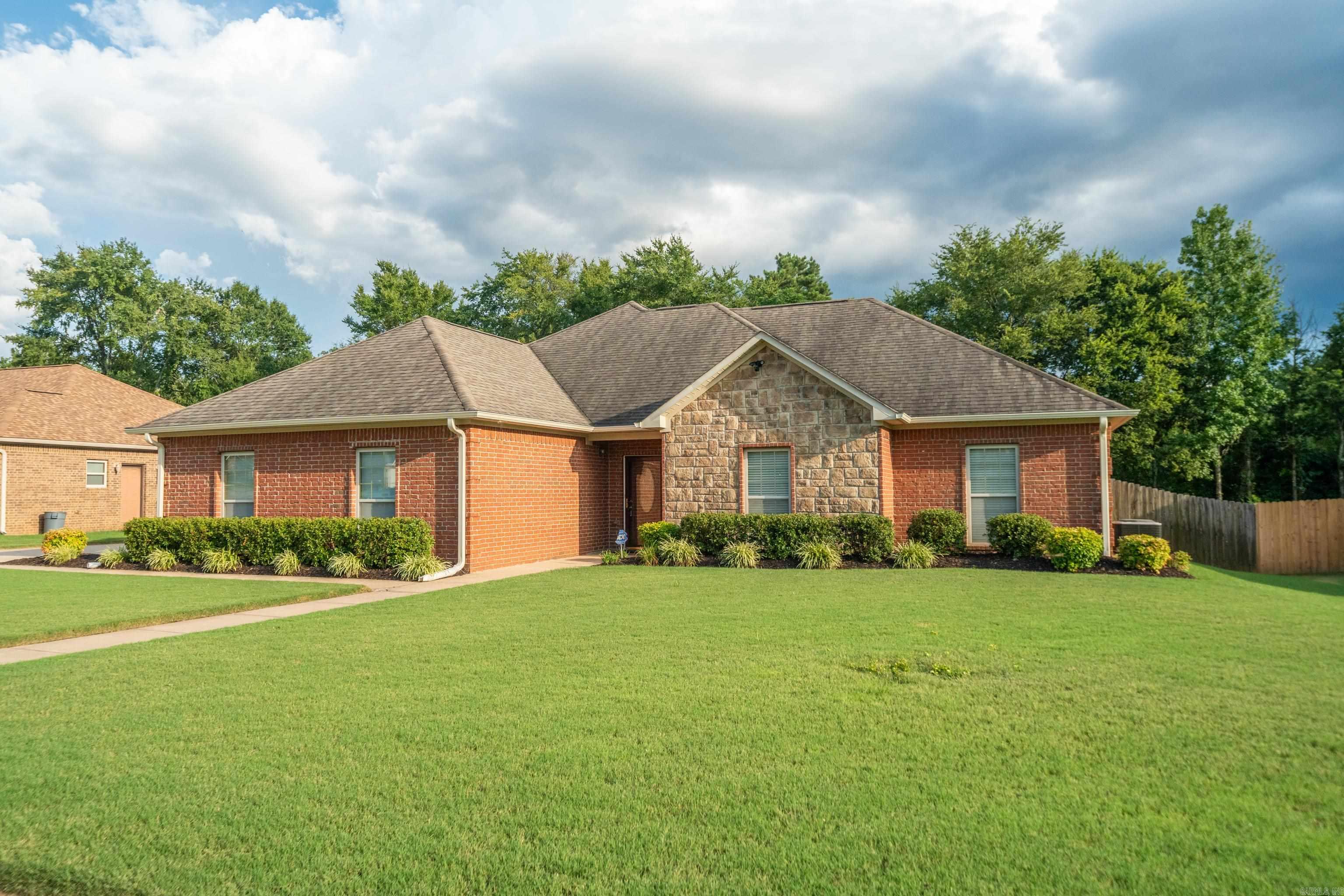 MAPLEWOOD ESTATES - Residential