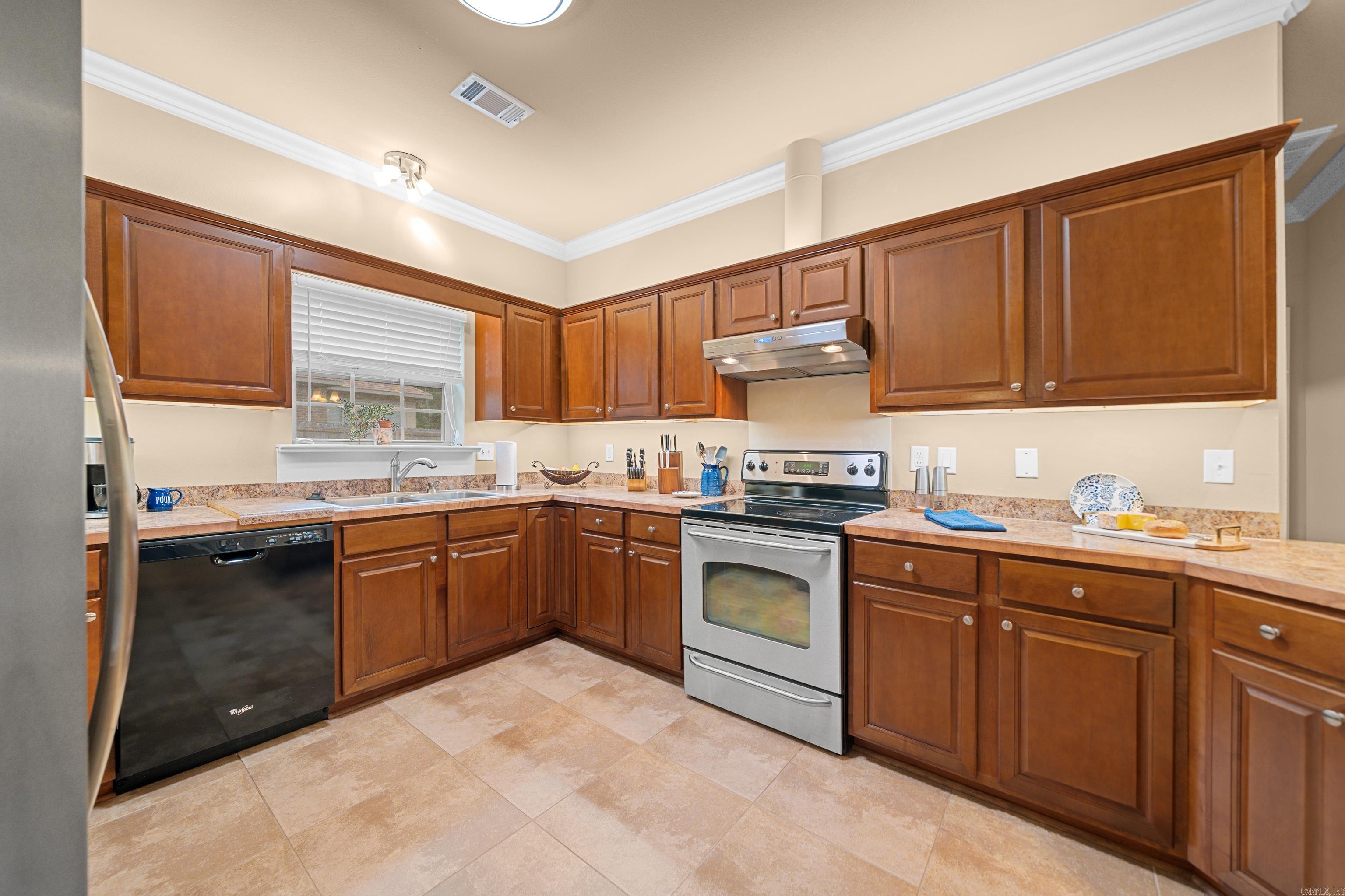 MAPLEWOOD ESTATES - Residential