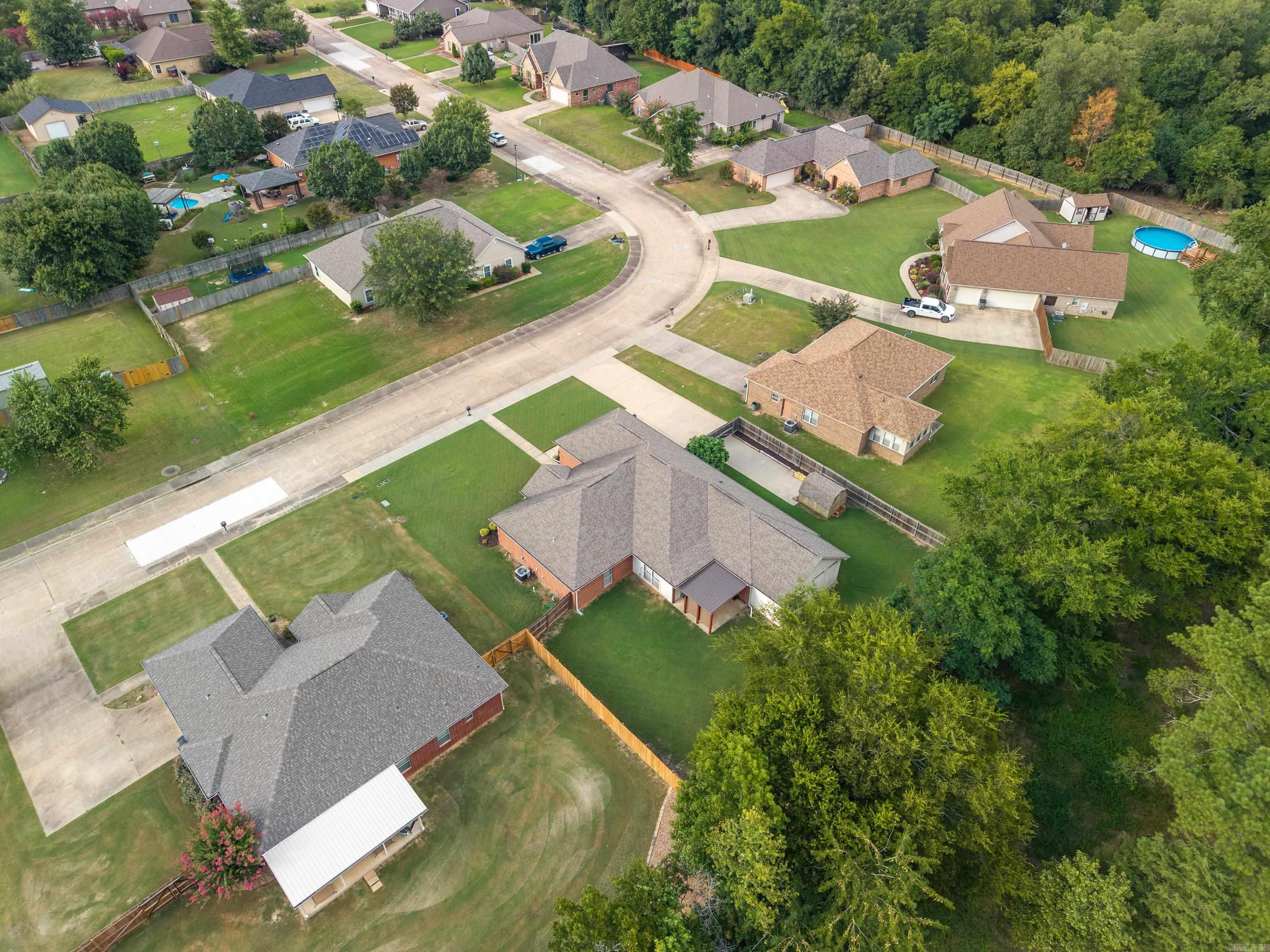 MAPLEWOOD ESTATES - Residential