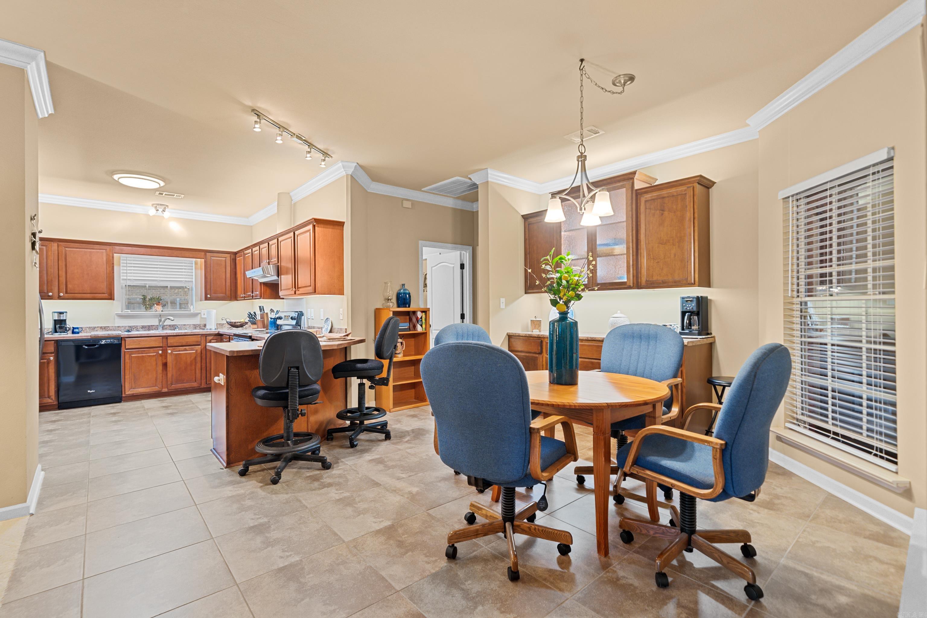 MAPLEWOOD ESTATES - Residential