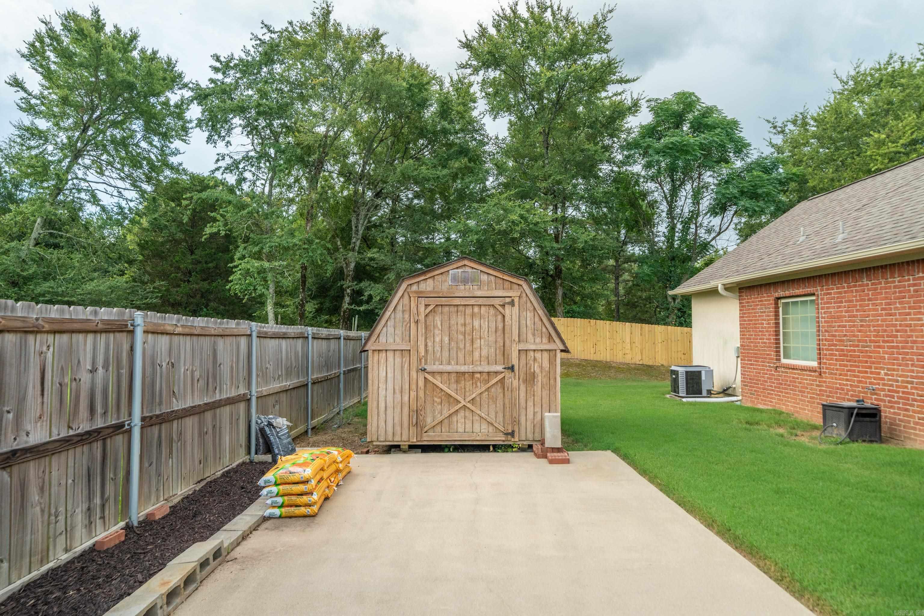 MAPLEWOOD ESTATES - Residential