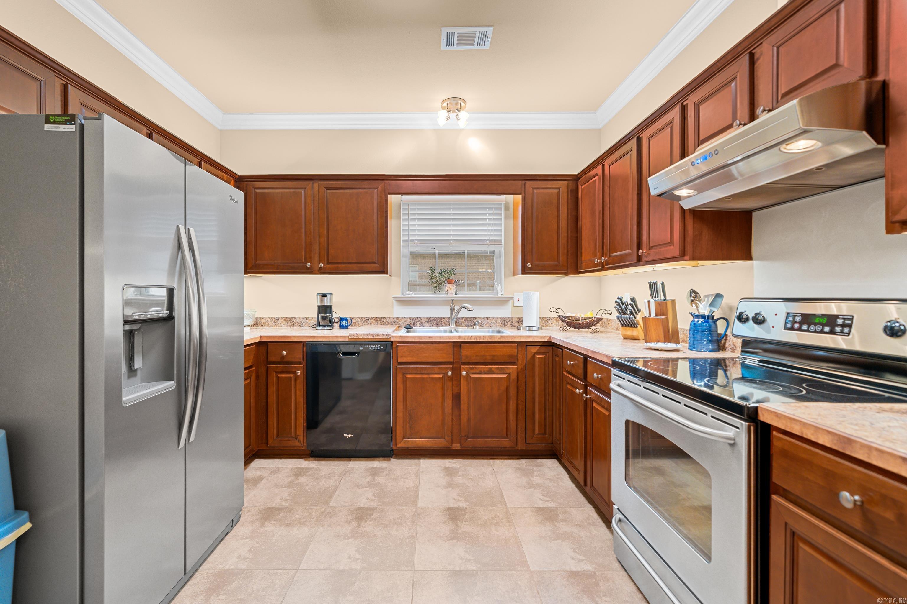 MAPLEWOOD ESTATES - Residential