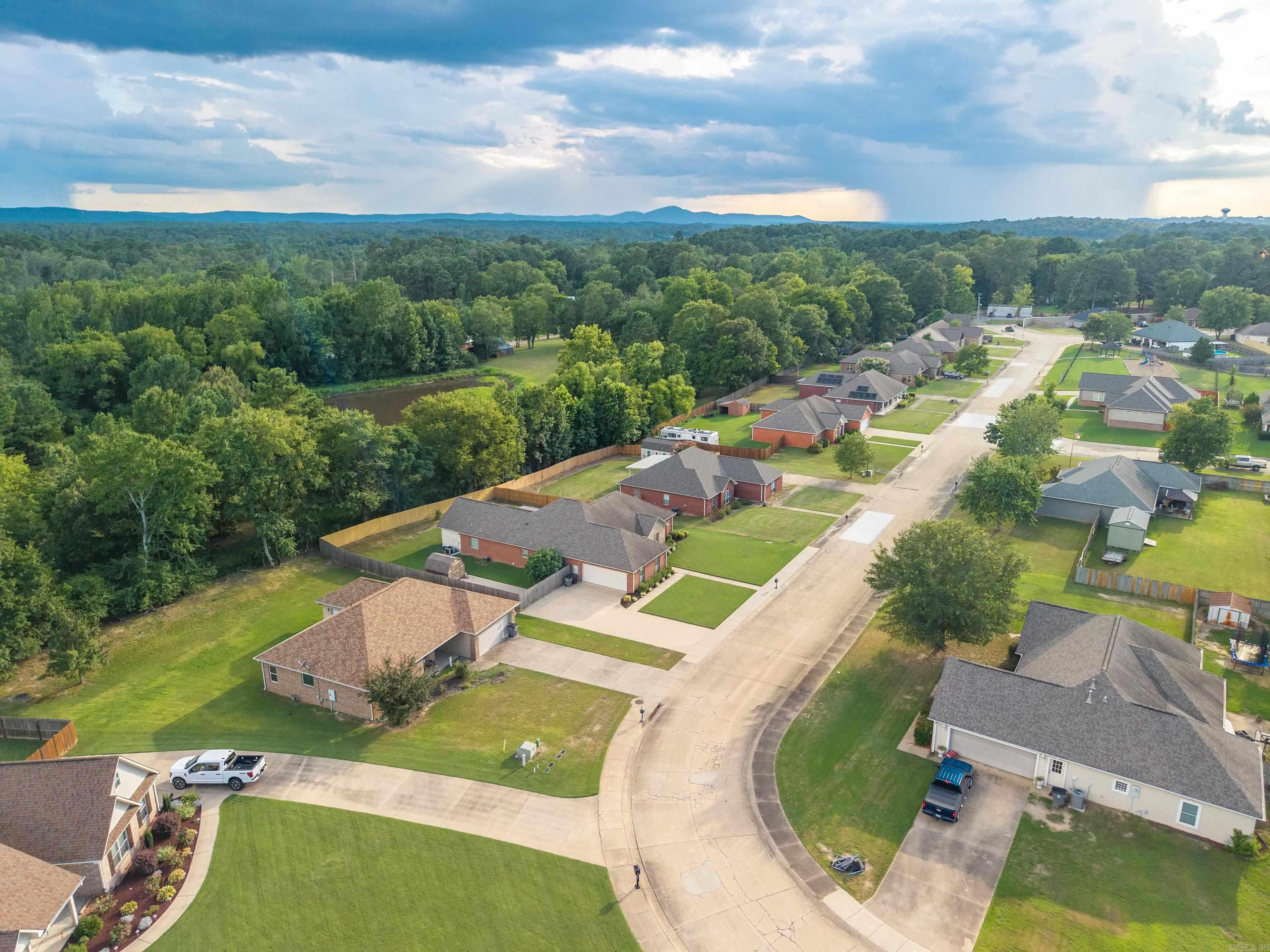 MAPLEWOOD ESTATES - Residential