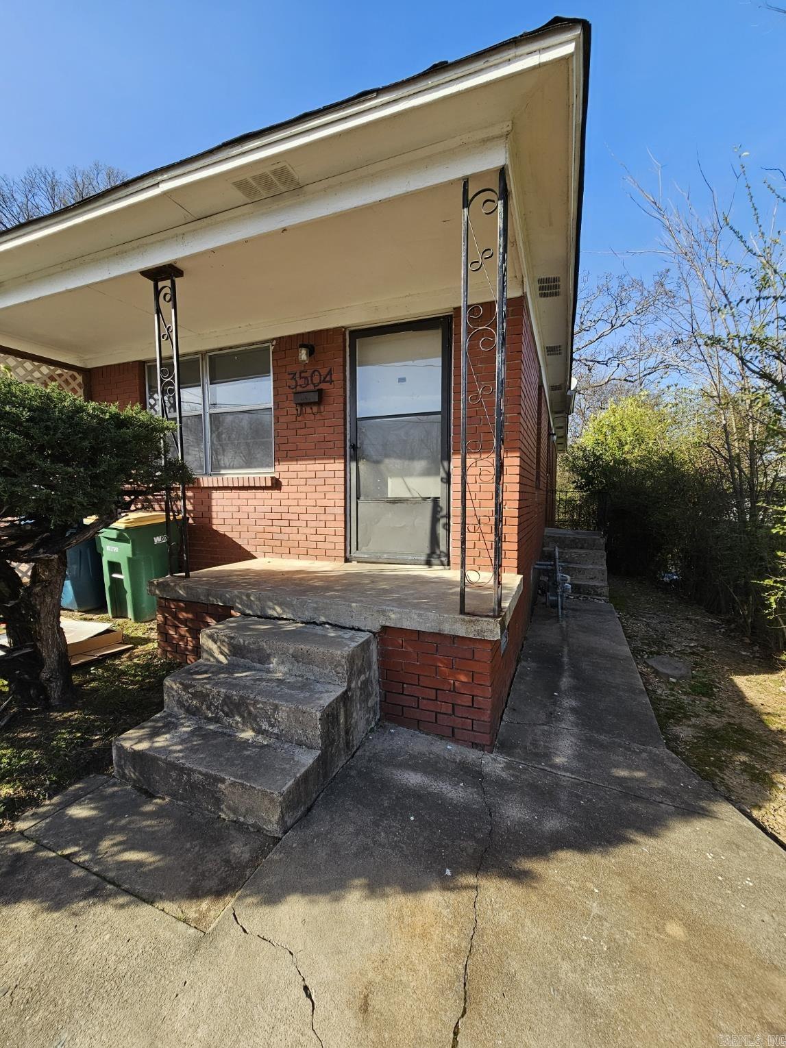 Beaches - Residential Lease