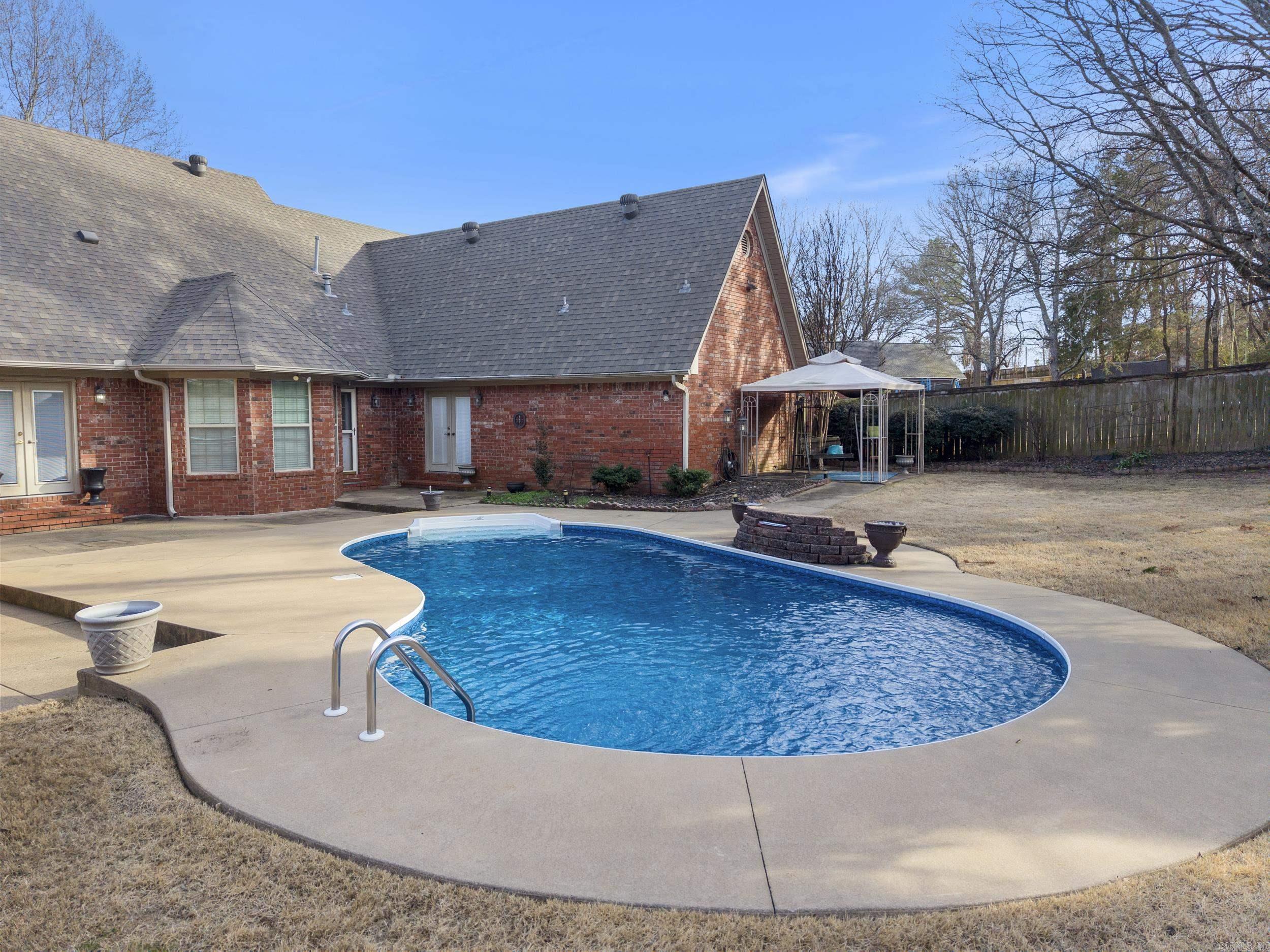 SHADY VALLEY - Residential