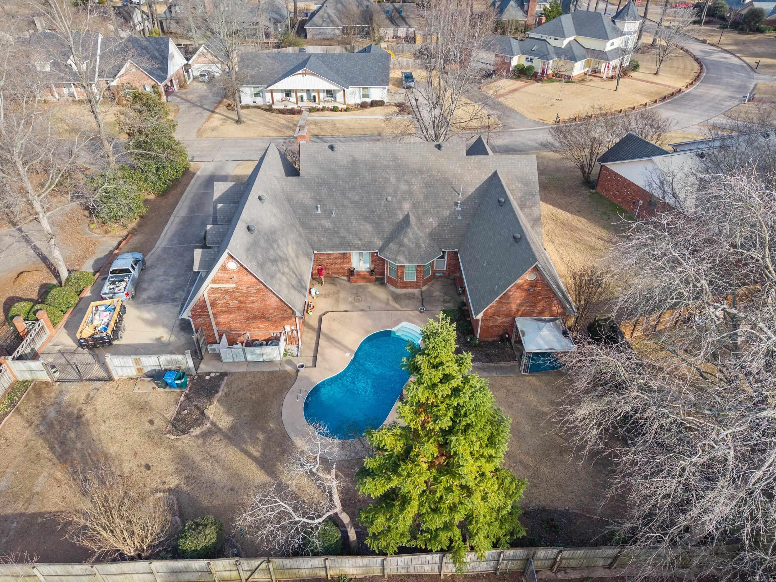 SHADY VALLEY - Residential