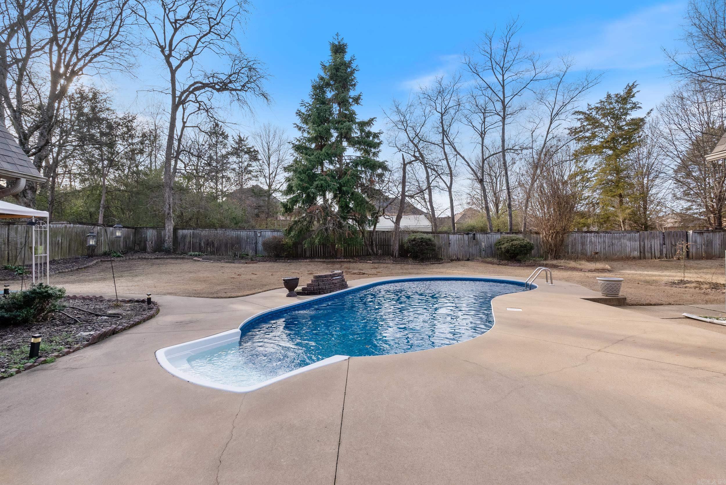 SHADY VALLEY - Residential