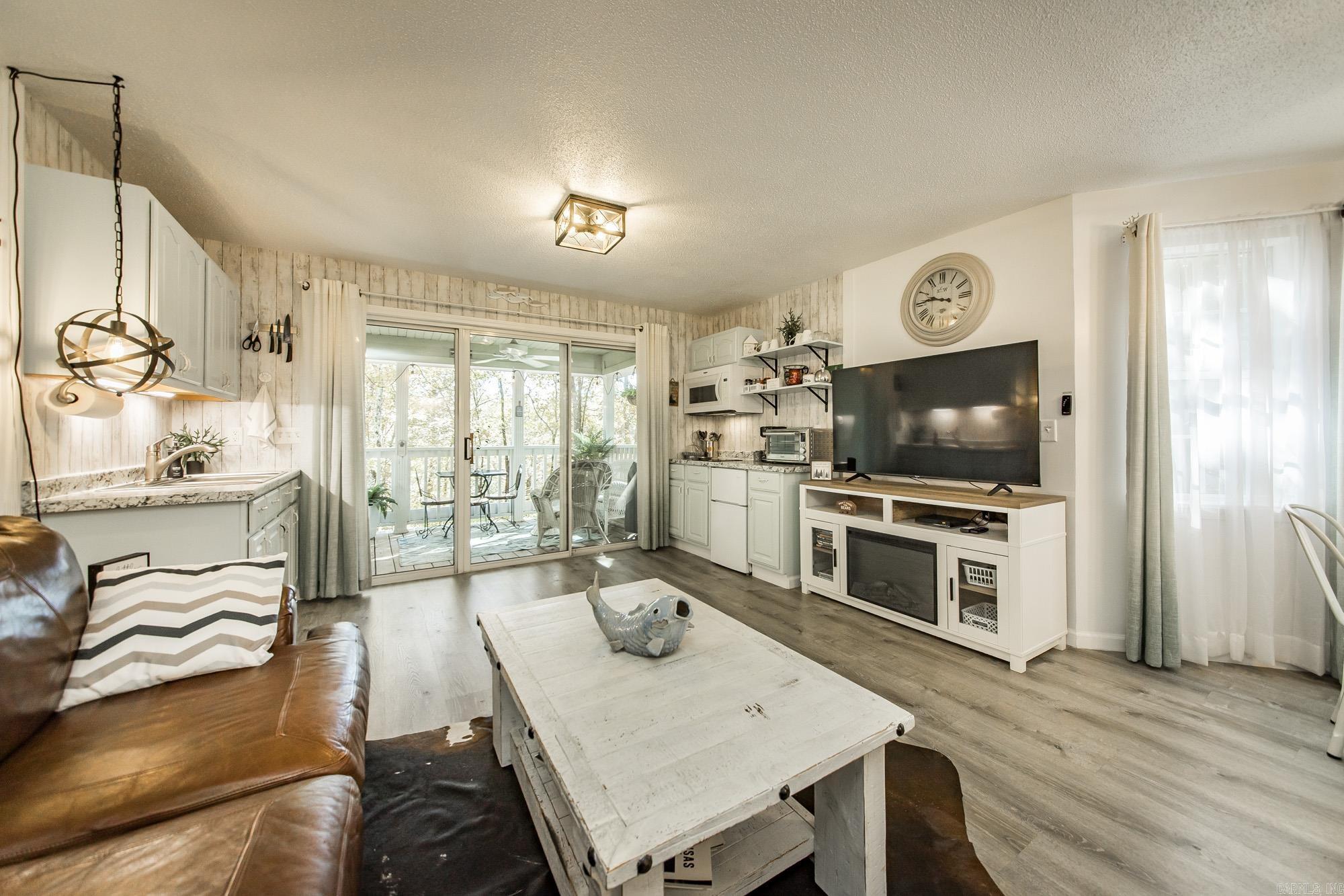 Summerhill Place Condos - Residential