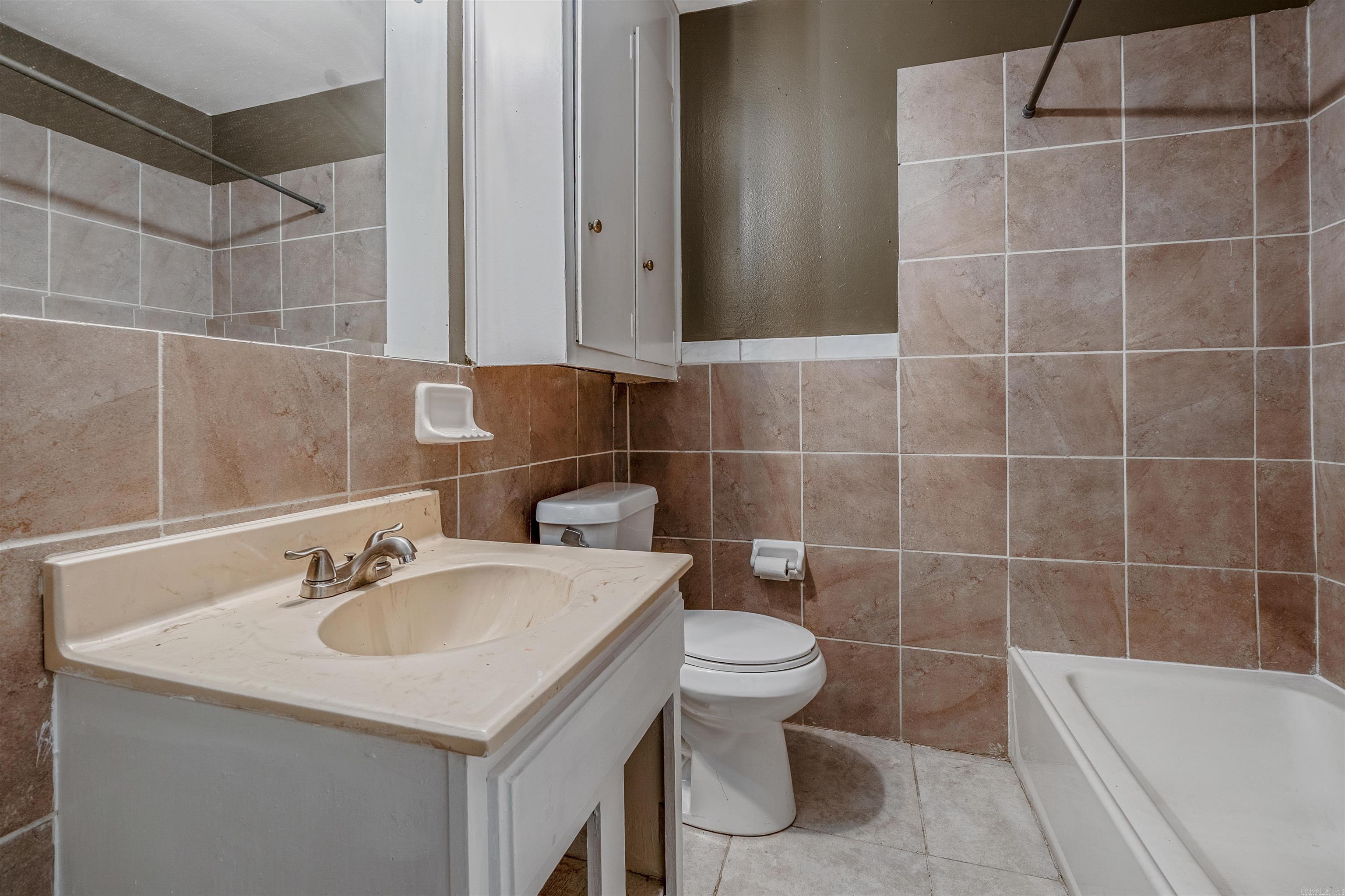 Henrys - Residential Income