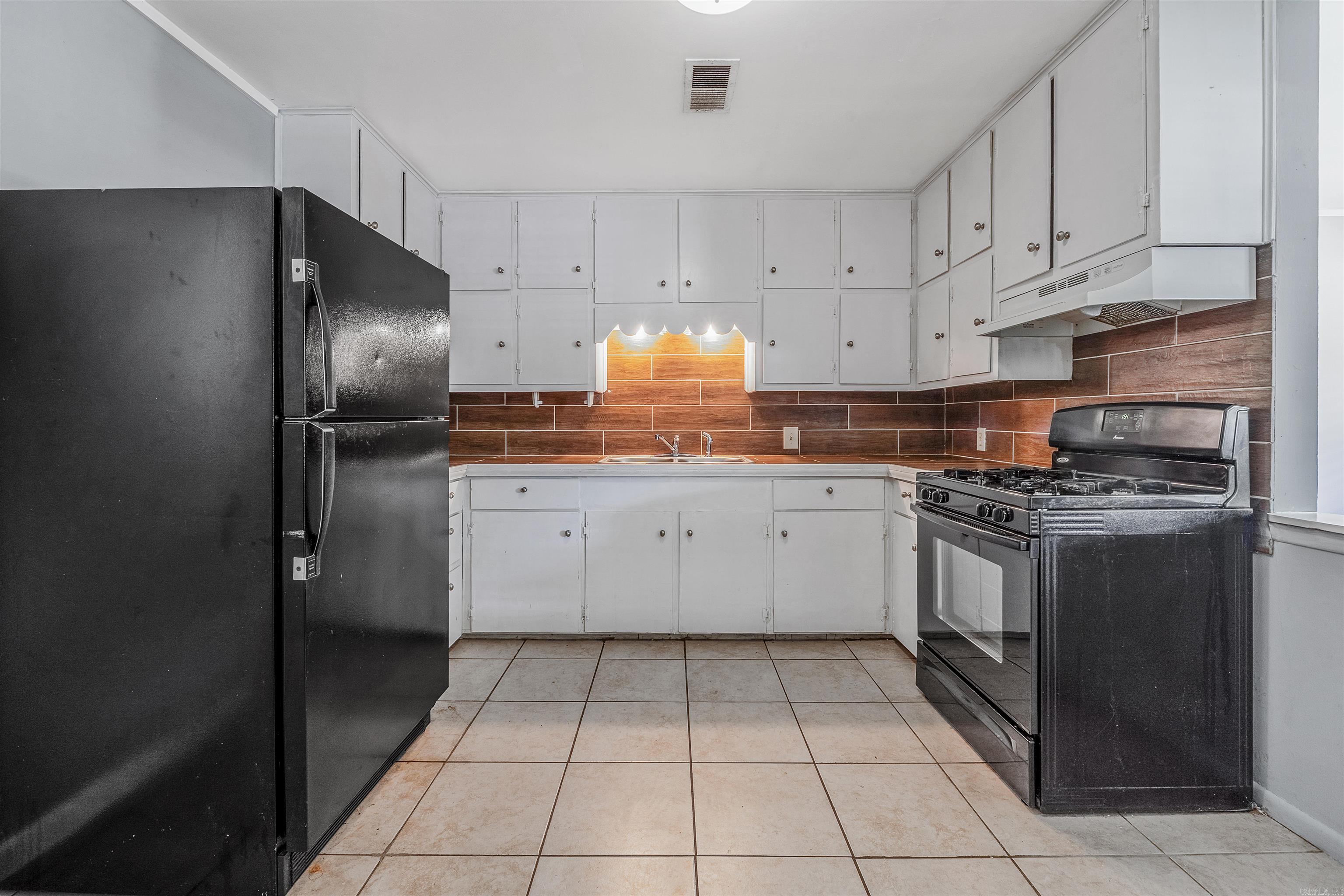 Henrys - Residential Income