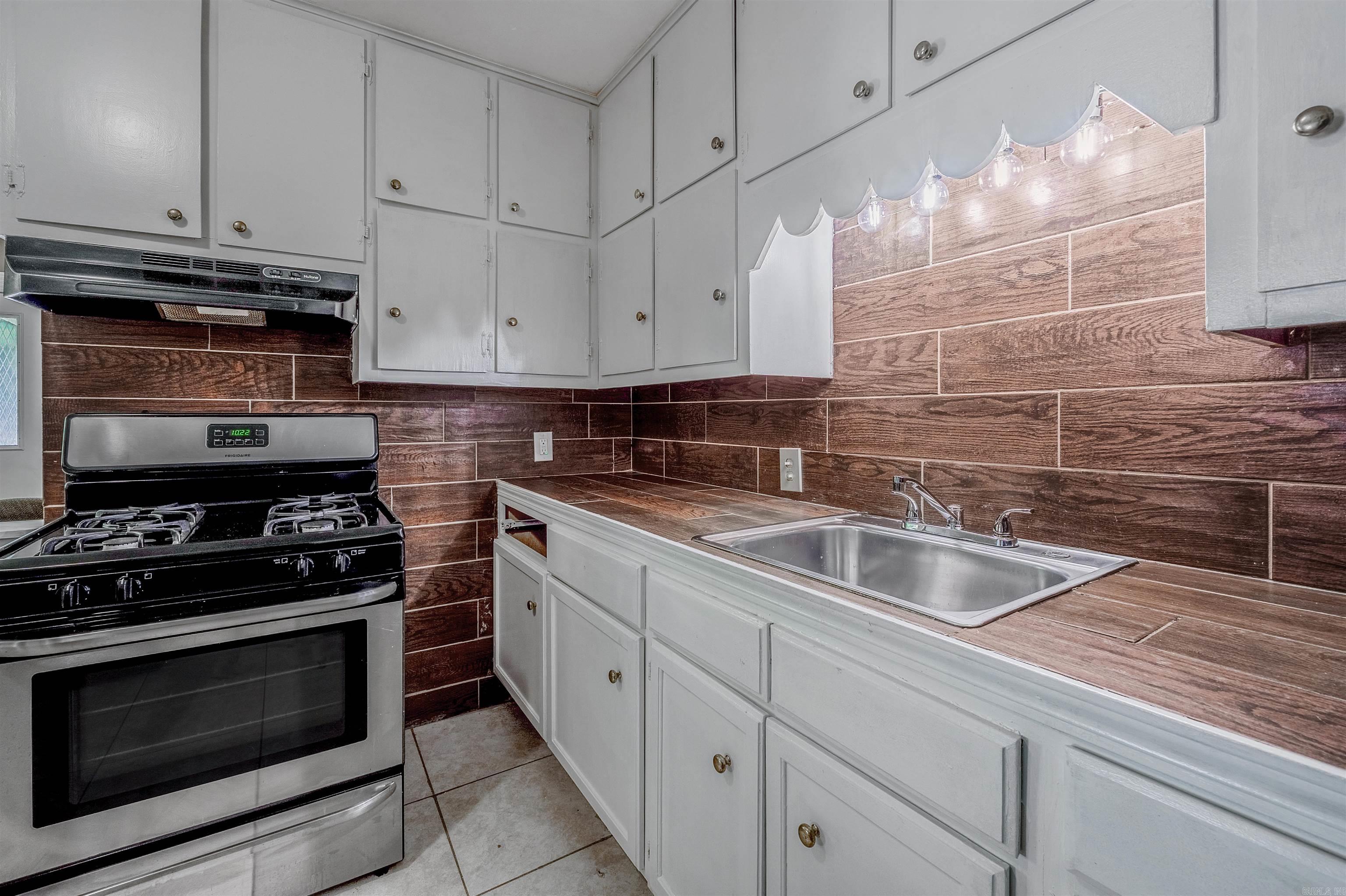 Henrys - Residential Income