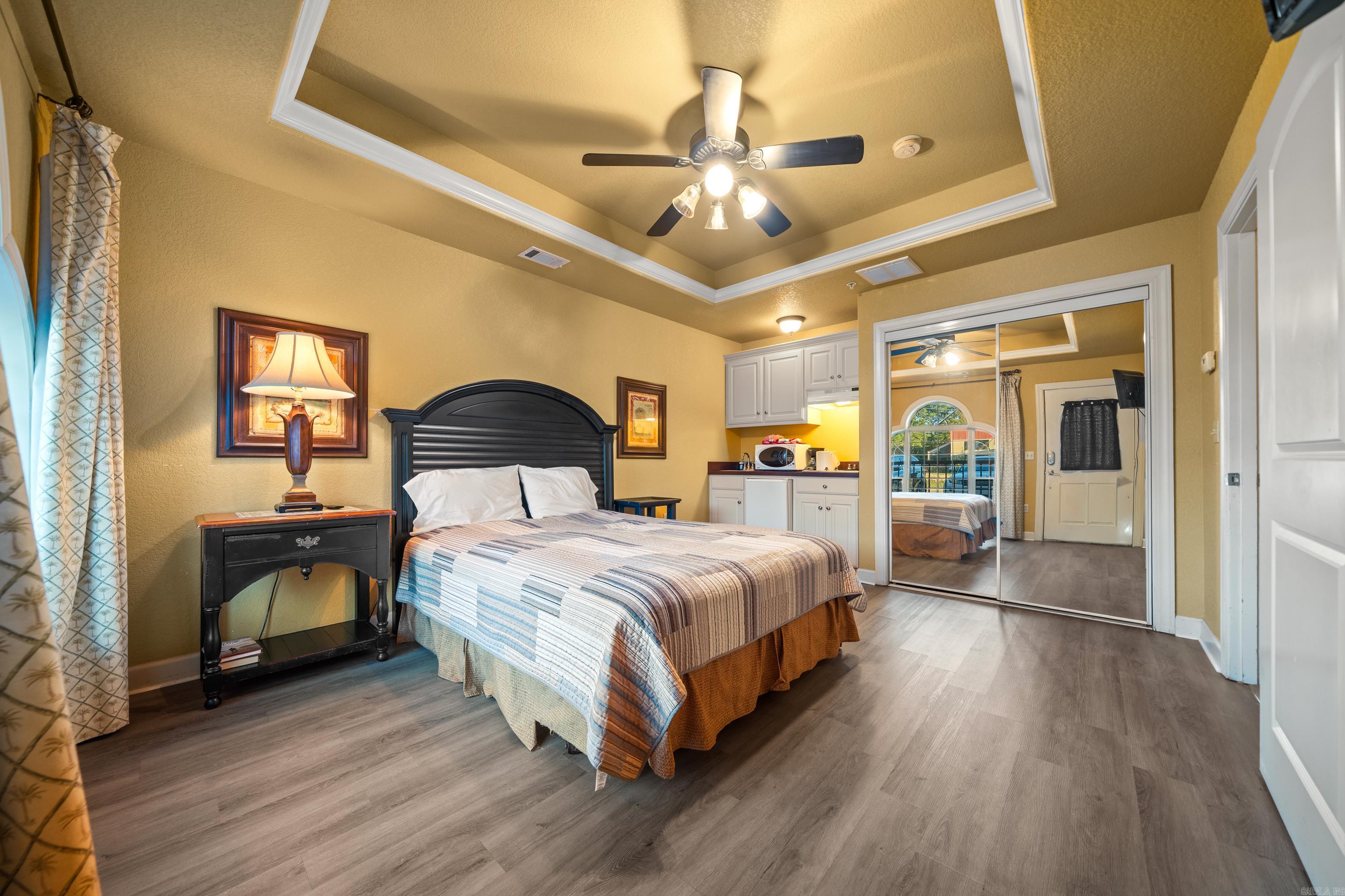 VISTA VILLAS at SUNBAY HPR - Residential