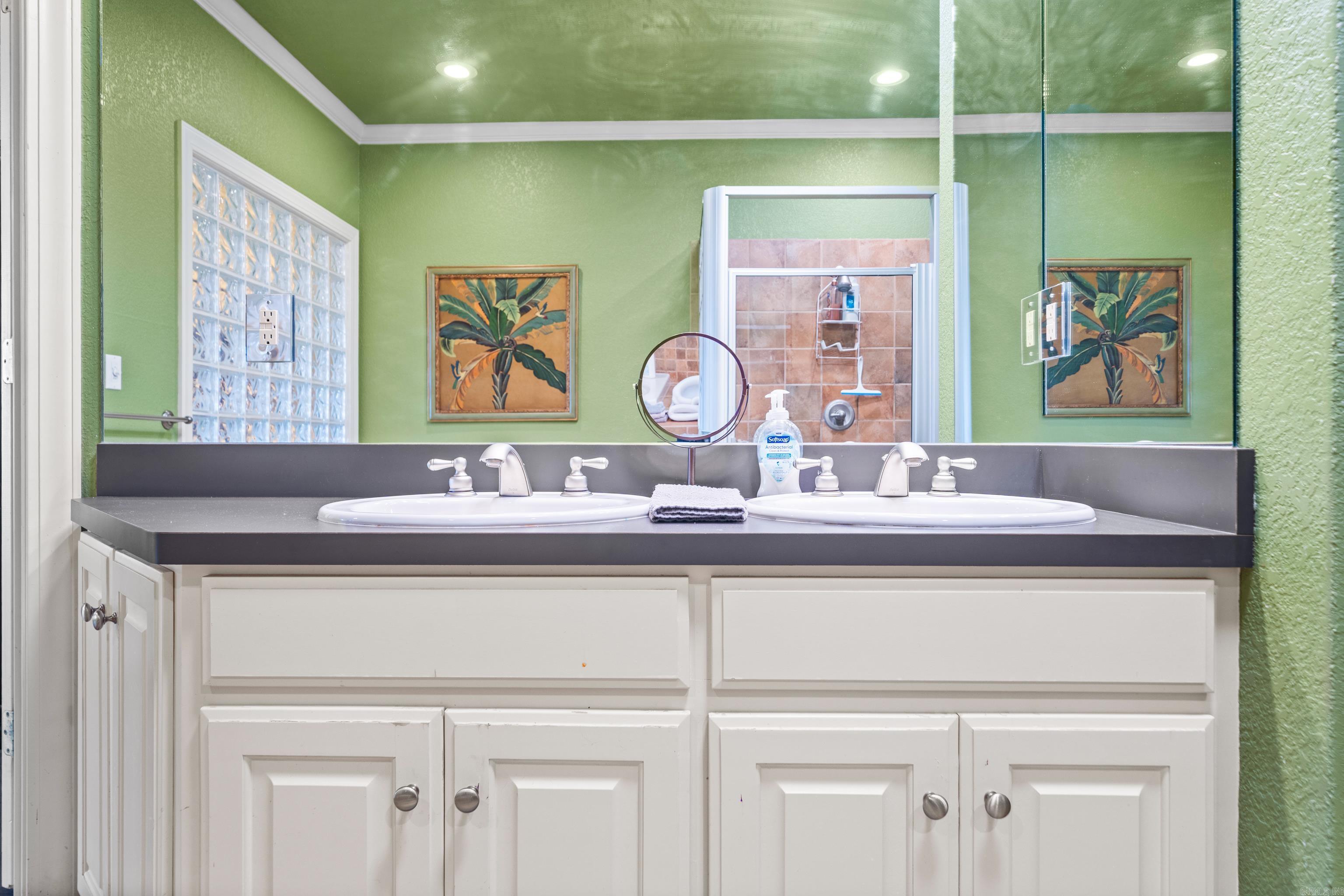 VISTA VILLAS at SUNBAY HPR - Residential