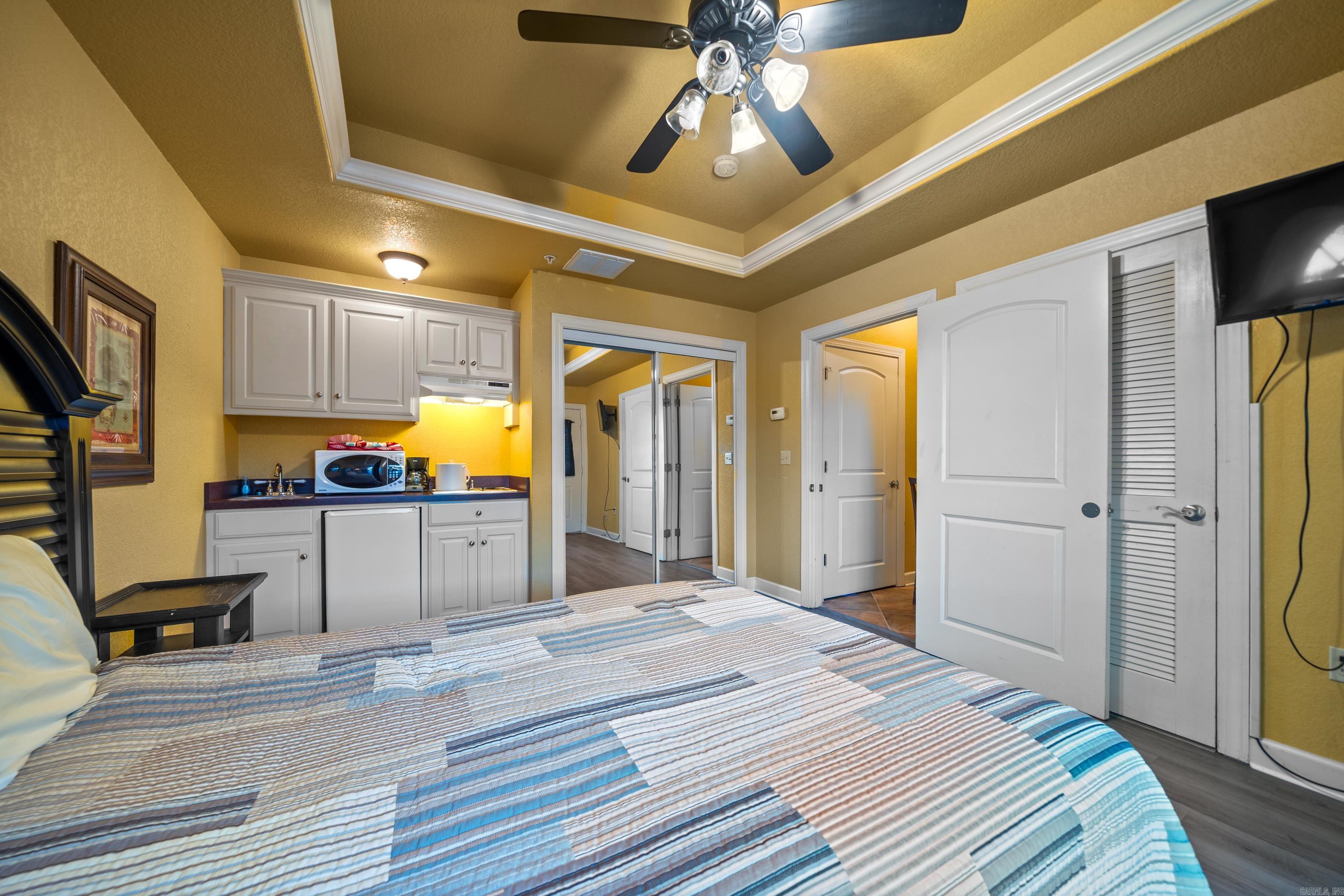 VISTA VILLAS at SUNBAY HPR - Residential