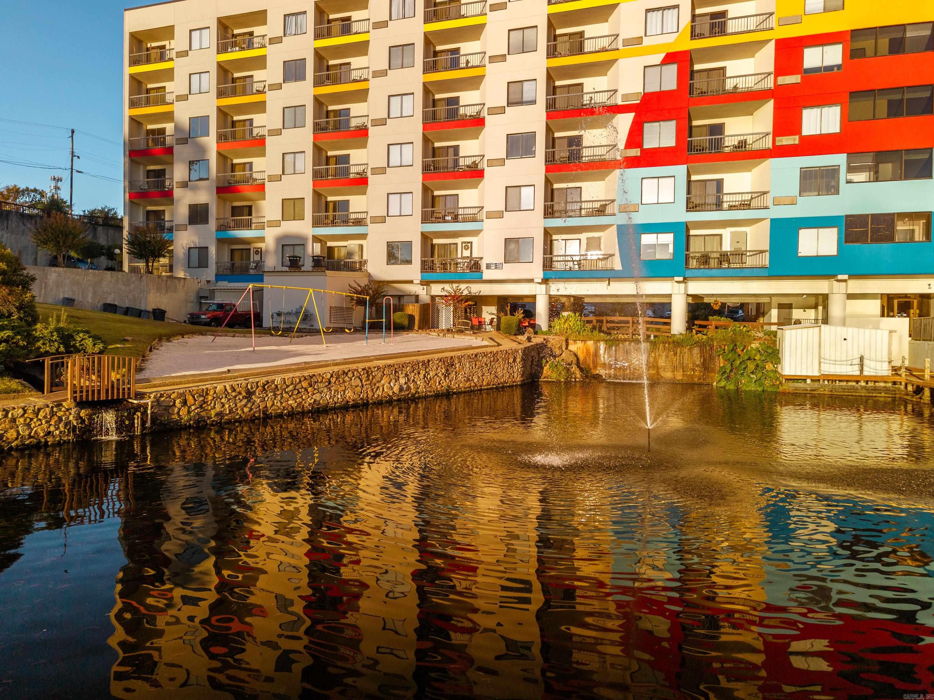 VISTA VILLAS at SUNBAY HPR - Residential