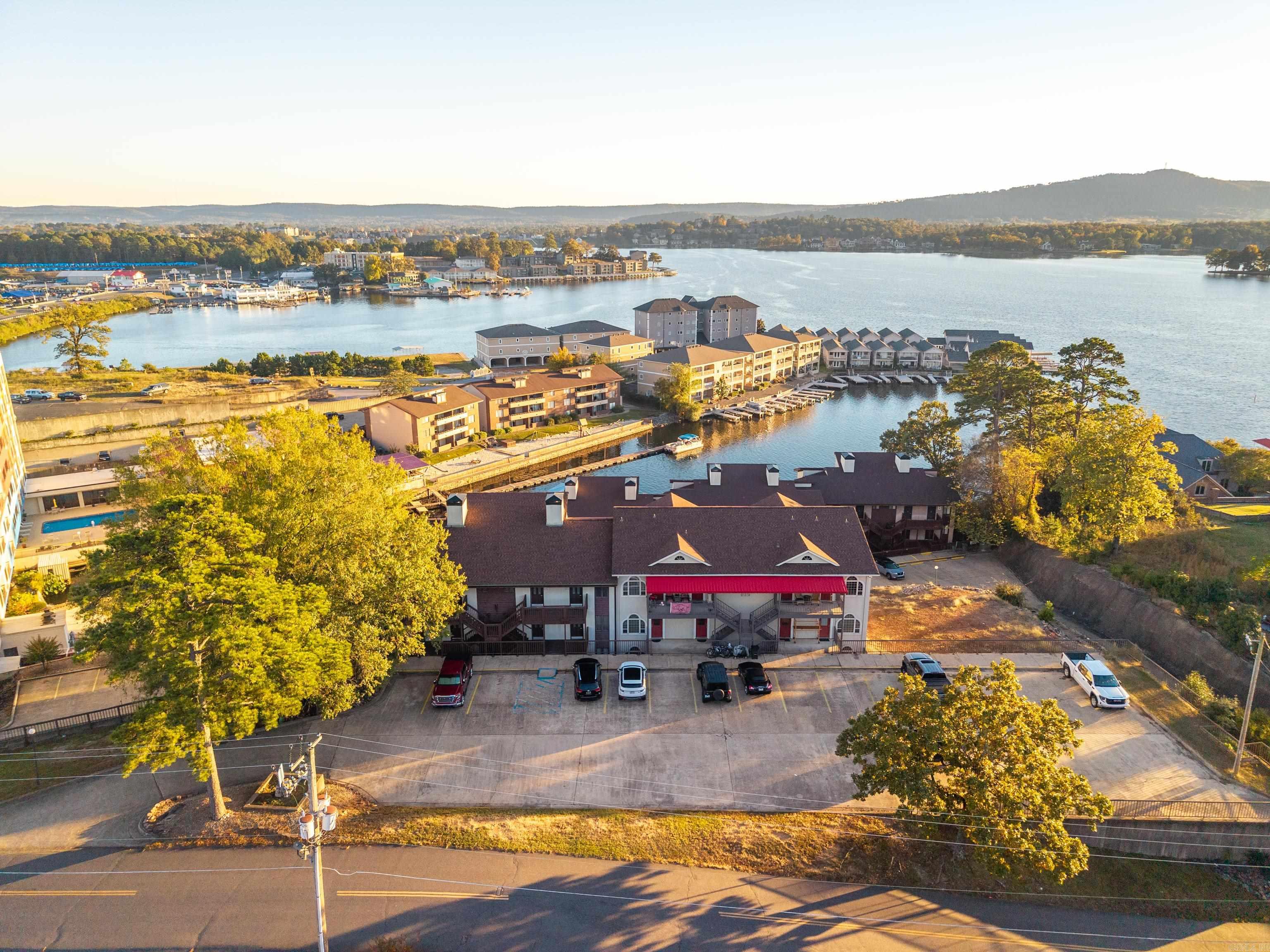 VISTA VILLAS at SUNBAY HPR - Residential