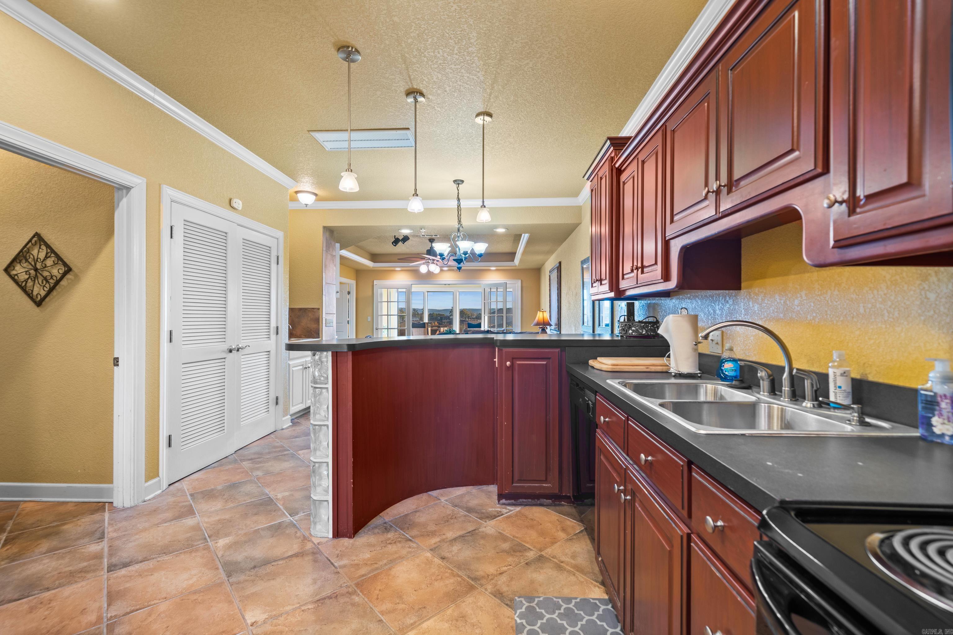 VISTA VILLAS at SUNBAY HPR - Residential