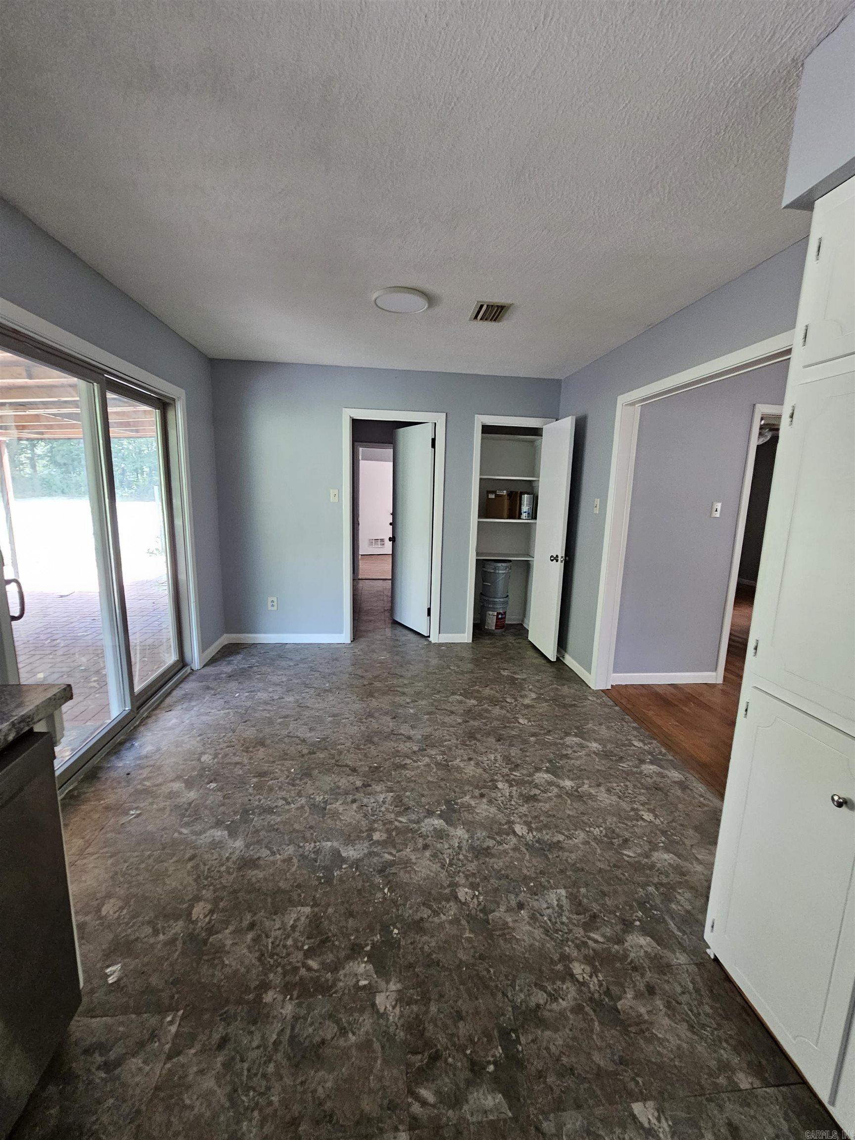 Not in Subdivision - Residential Lease