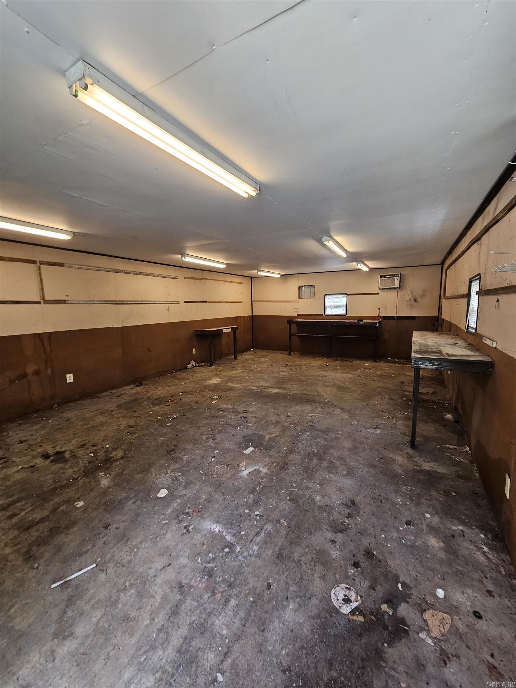 Not in Subdivision - Residential Lease