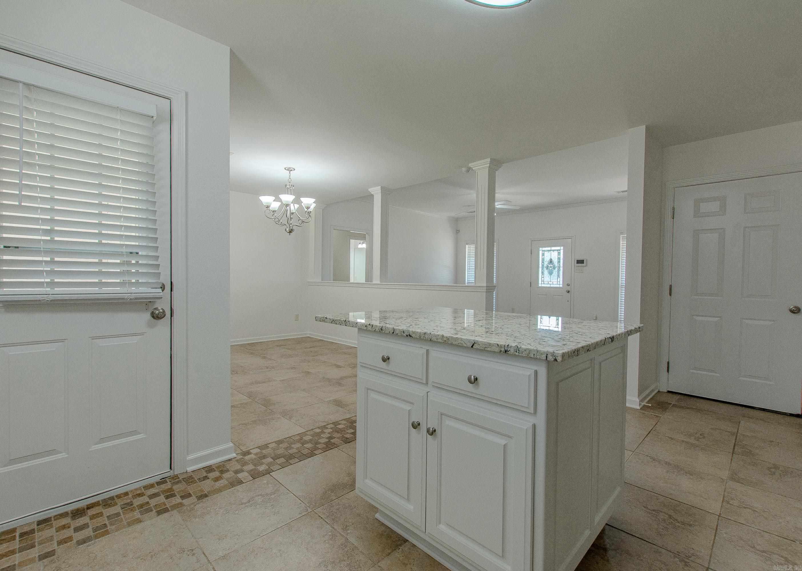 CARRIAGE COURT L - Residential