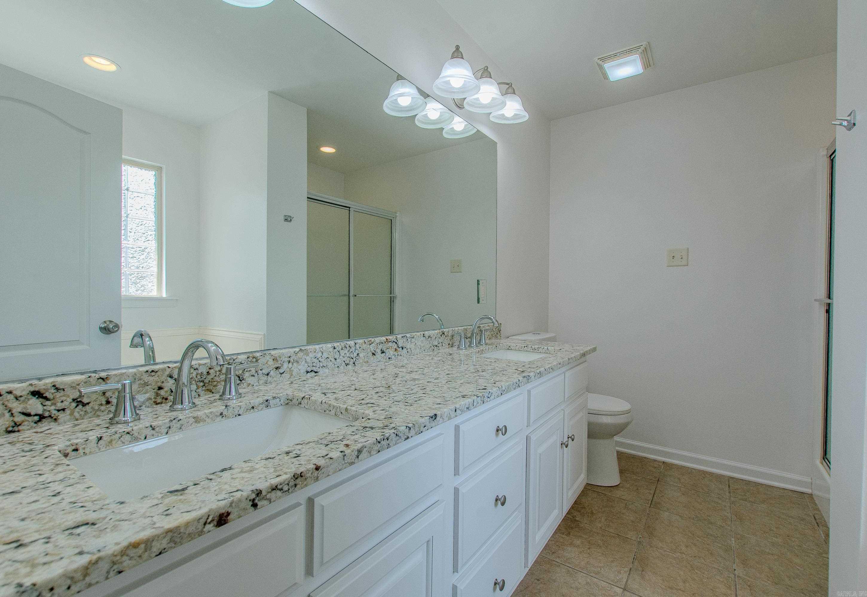 CARRIAGE COURT L - Residential