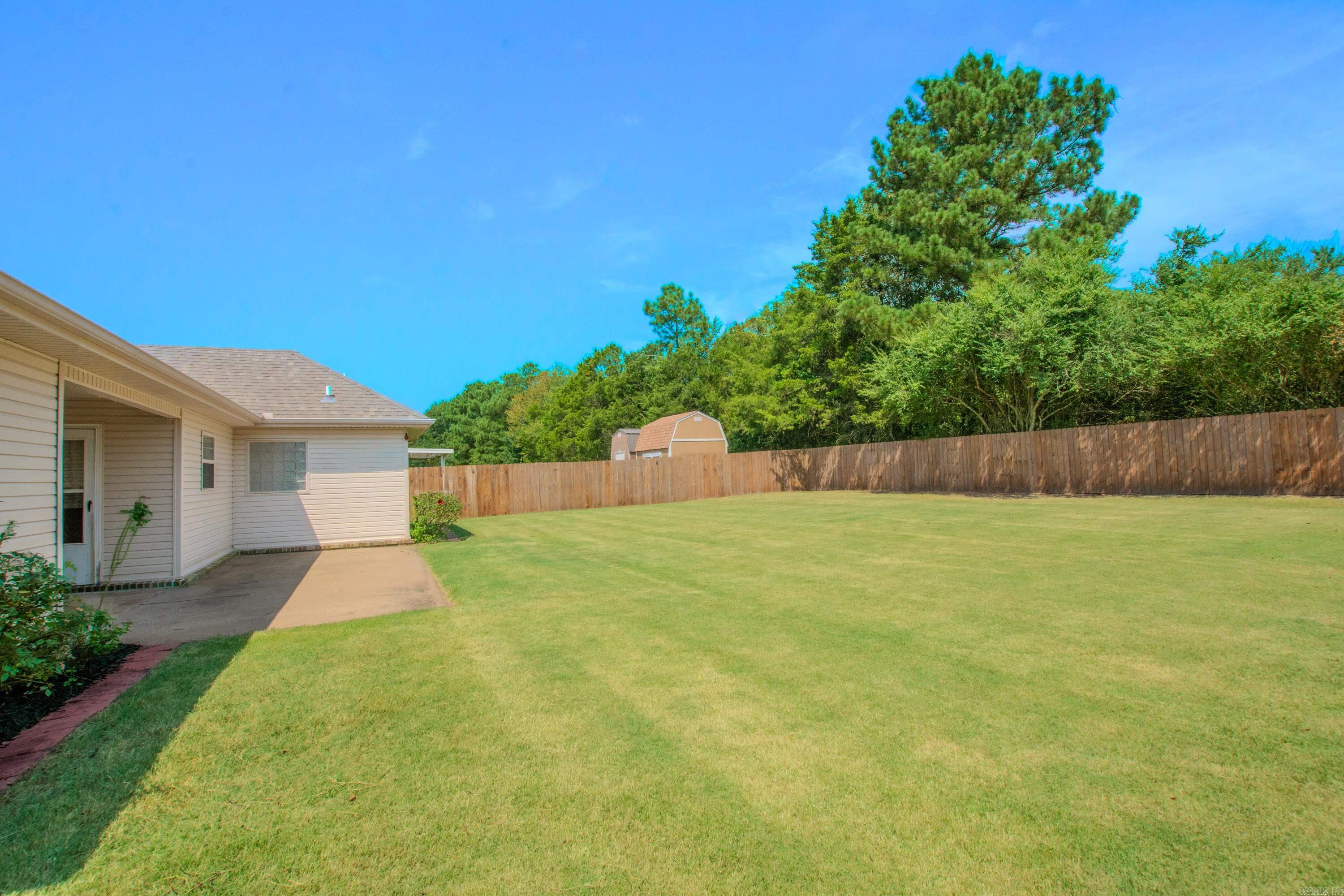 CARRIAGE COURT L - Residential