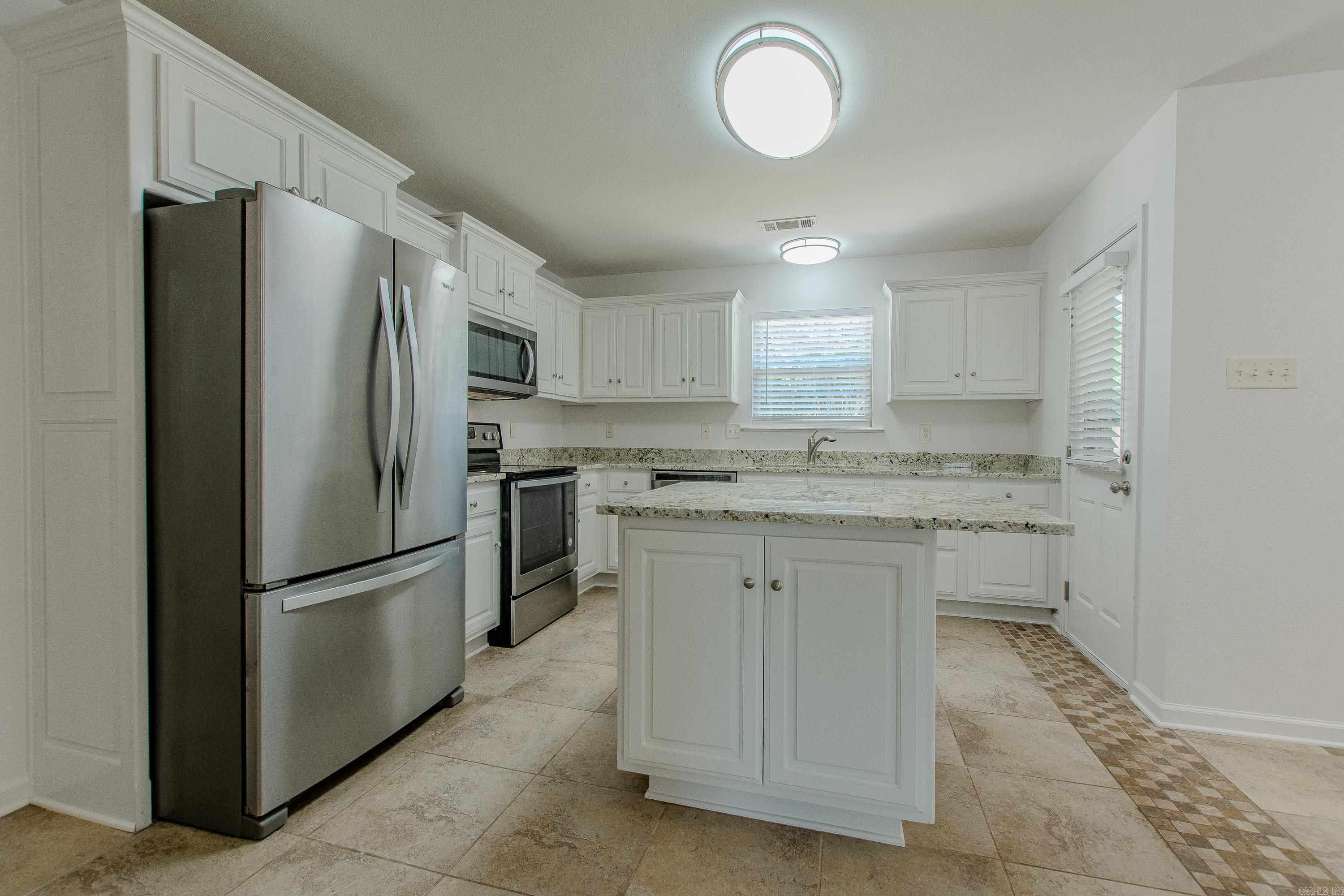 CARRIAGE COURT L - Residential