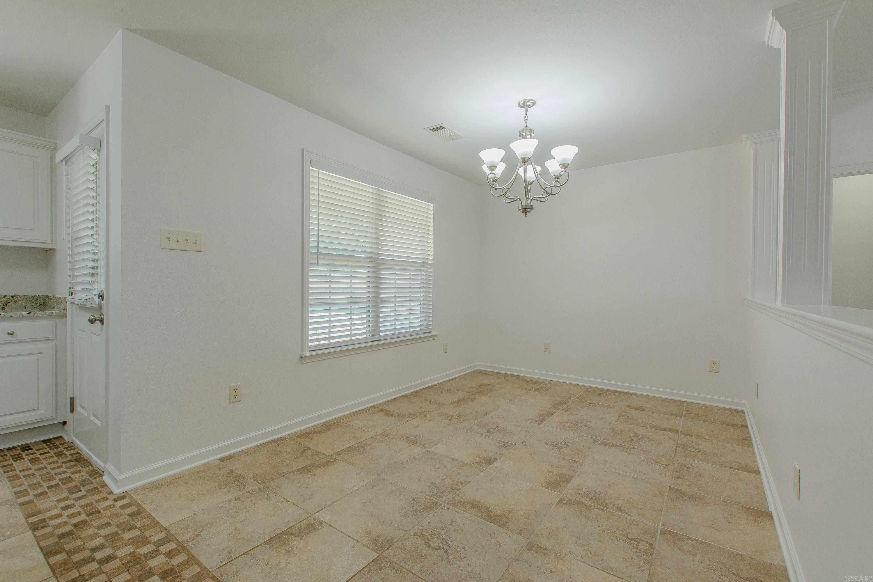 CARRIAGE COURT L - Residential